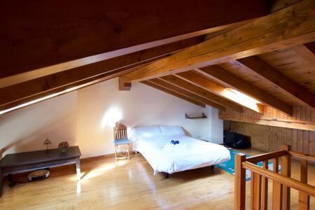 Apartment La Dels Esquirols