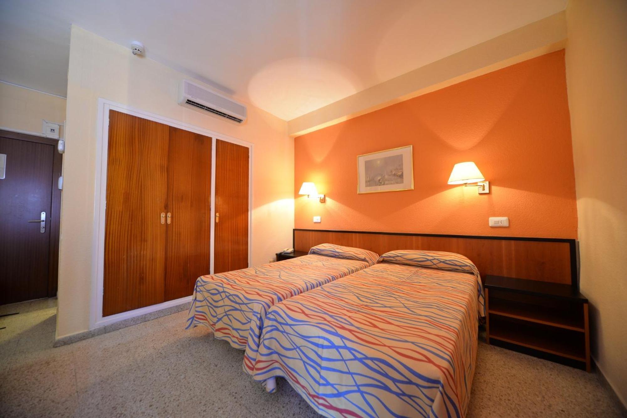 Hotel Bluesea Copacabana Lloret de Mar