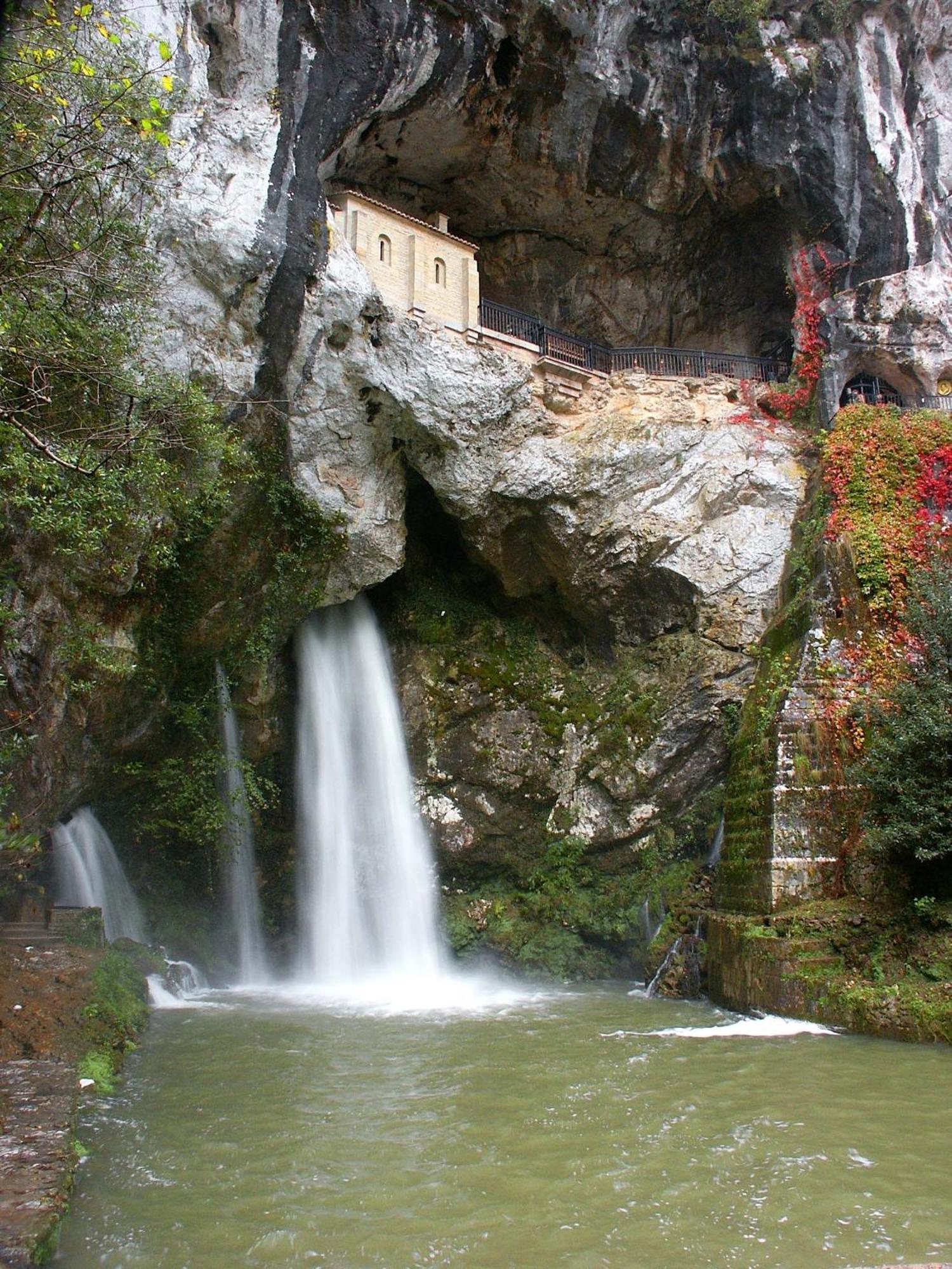 Hotel Arcea Gran Pelayo 4*