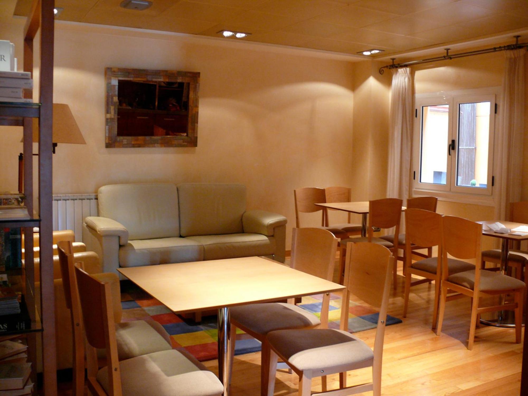 Hotel Nochendi Onís