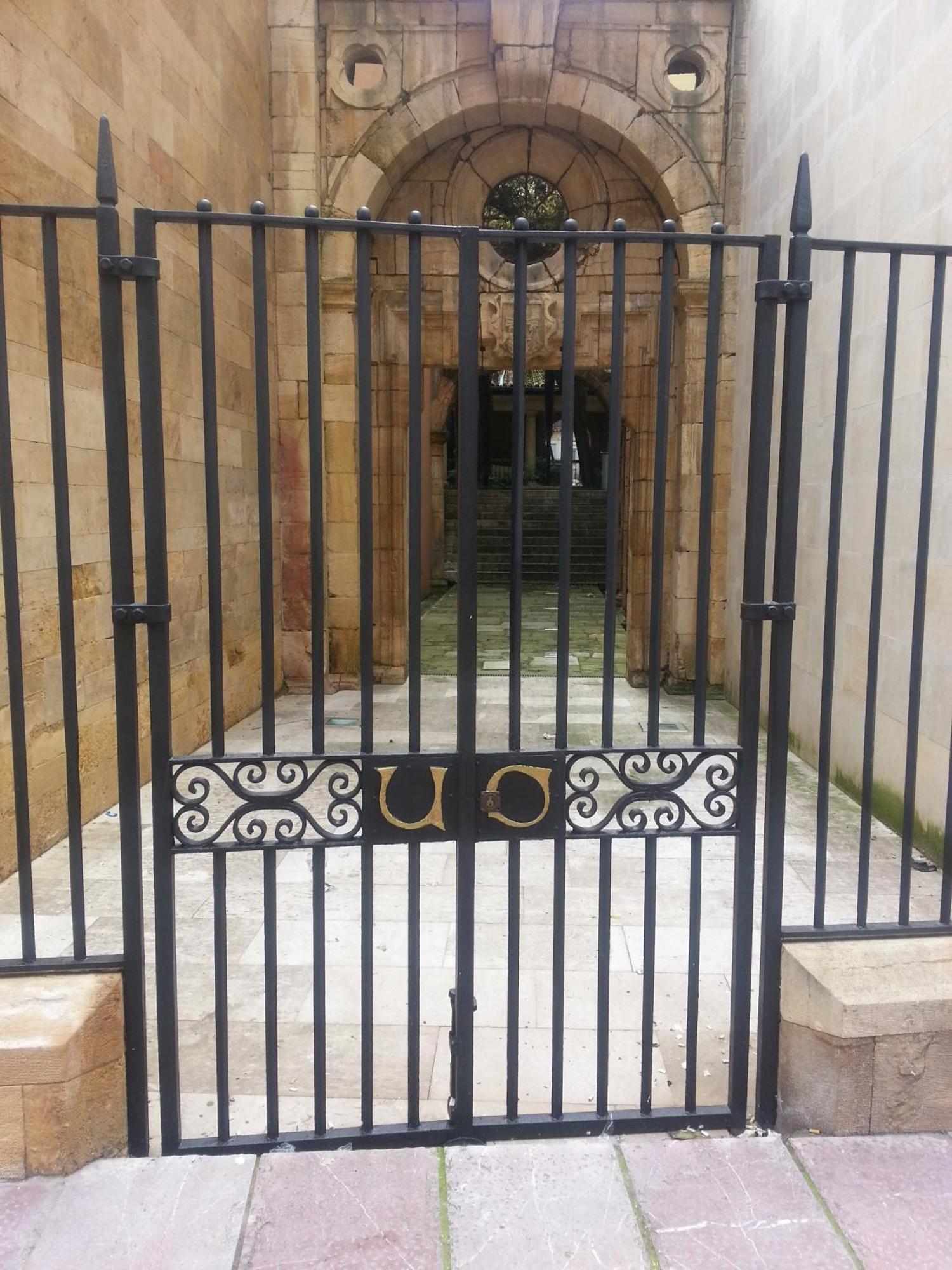 Hotel Ovetense