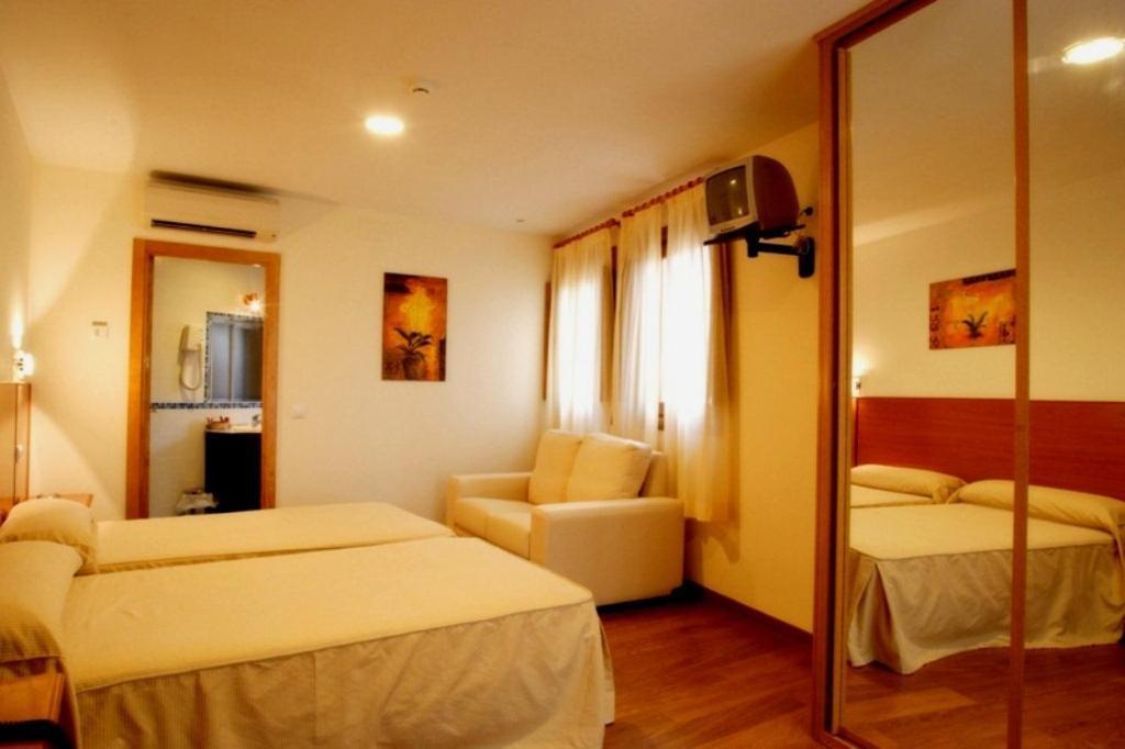 Hotel Eurico Toledo