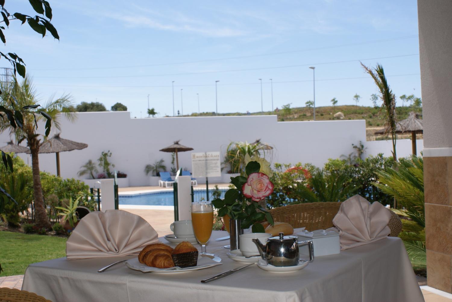 Hotel Montera Plaza