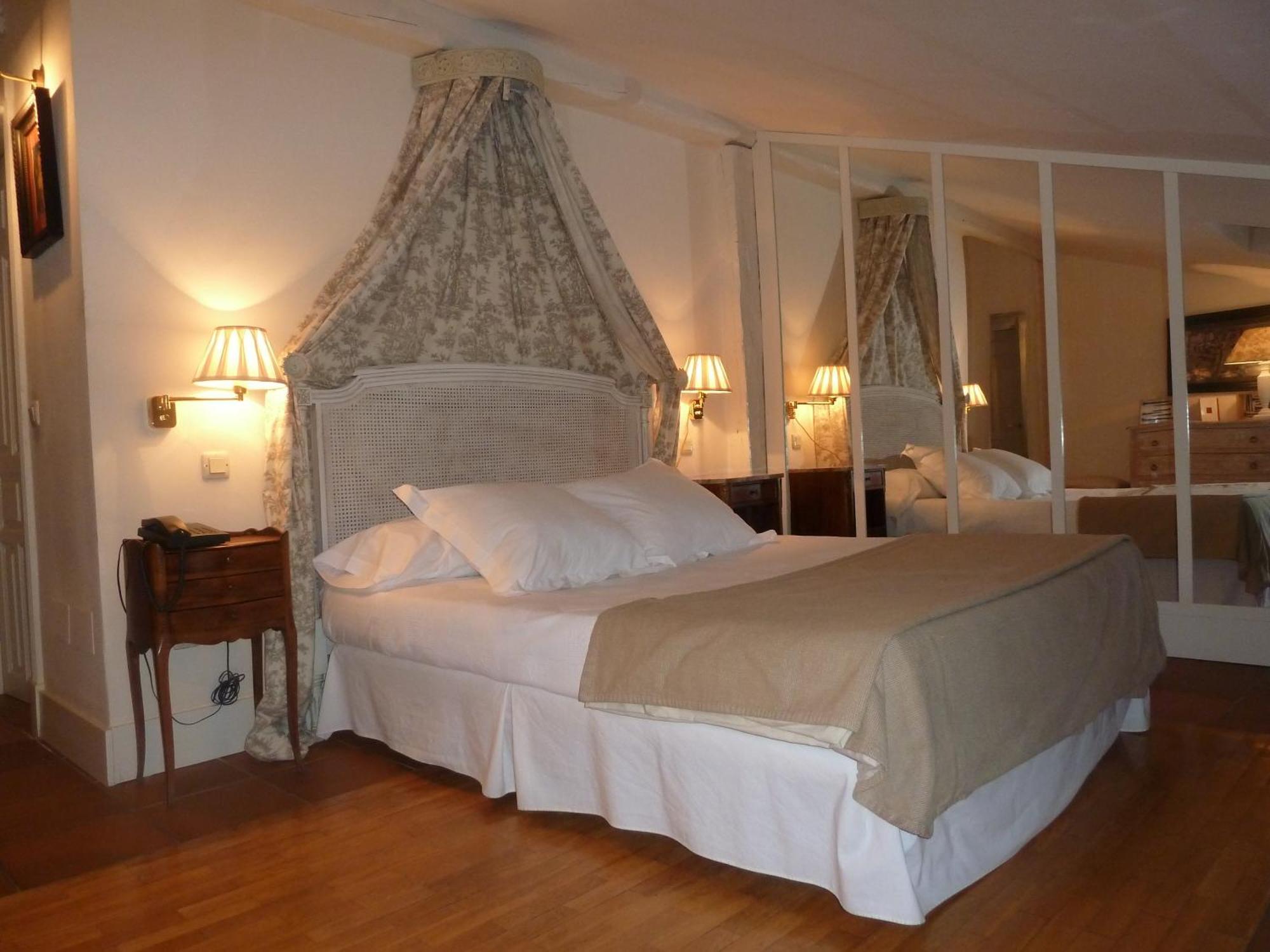 Hotel Salinas De 3*