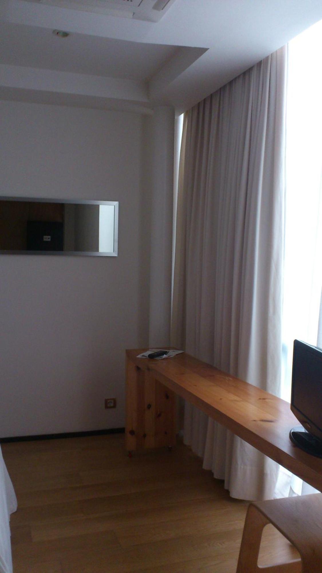 Hotel La Plaza Ii