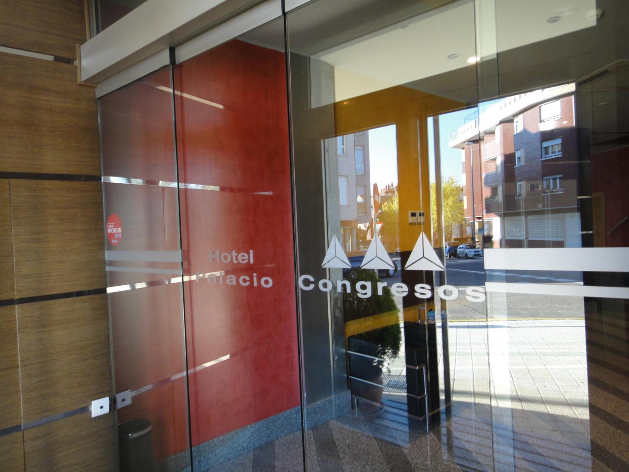 Hotel Palacio Congresos 3*