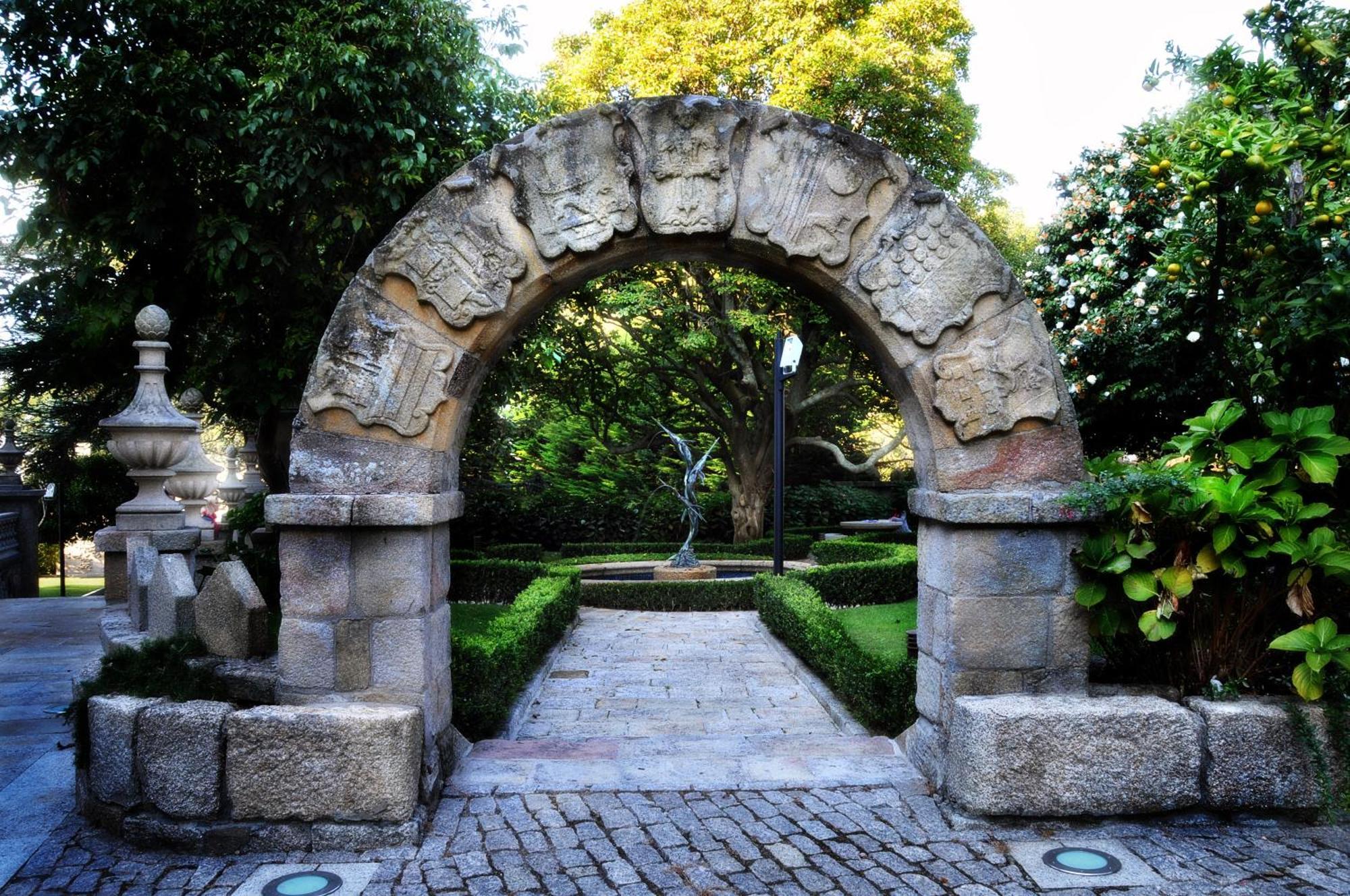 Hotel Pazo Escudos & Vigo