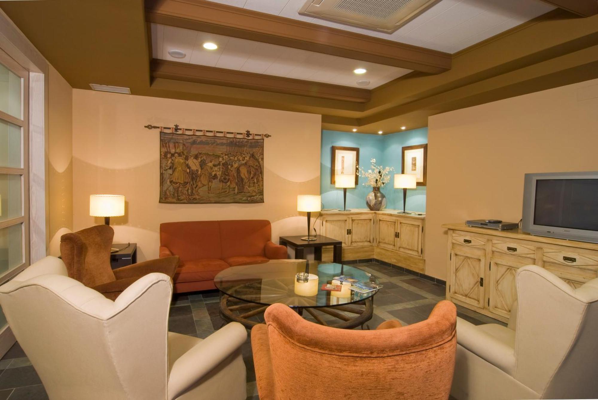 Hotel Sanchez 3*