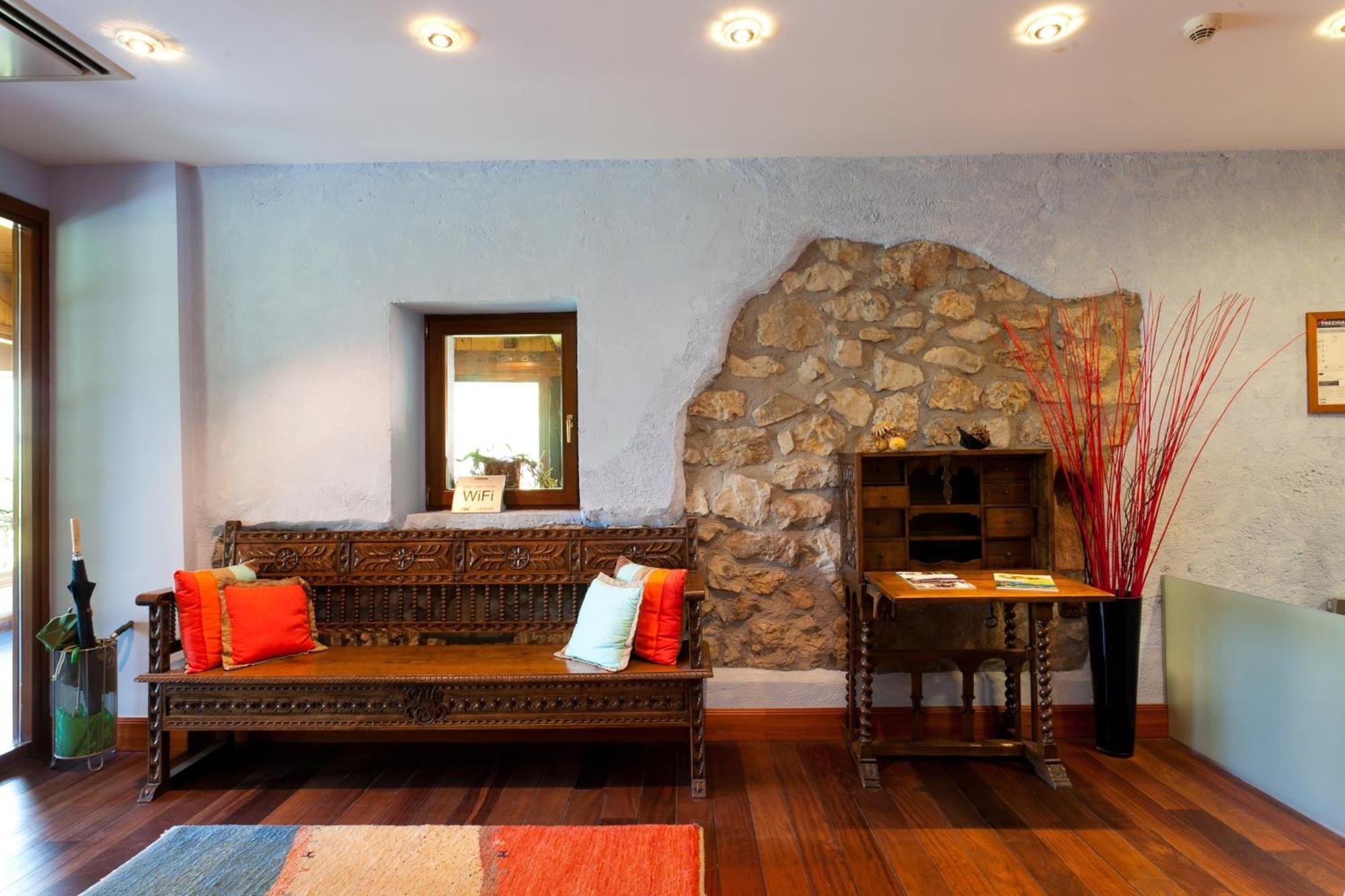 Hotel Usategieta 4*