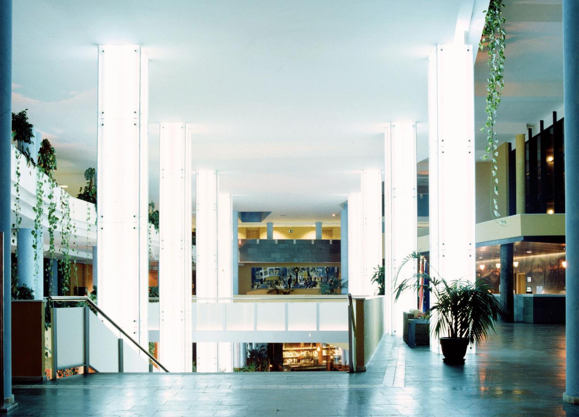 Apartahotel Advise Reina Vera