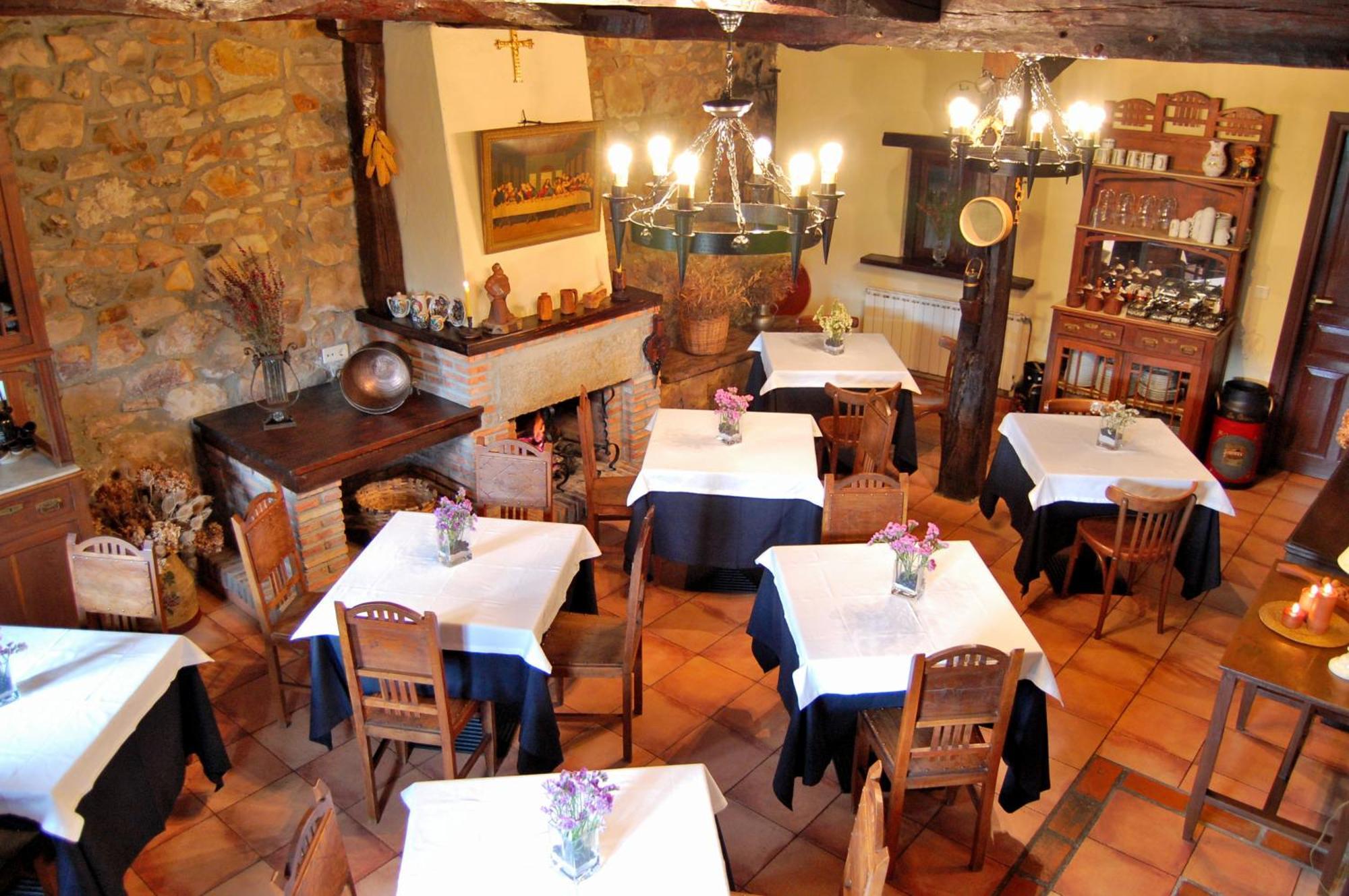 Hotel La Casona De 3*