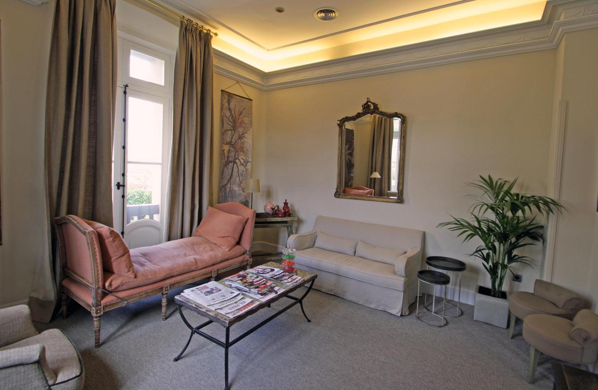 Hotel Rosario 4*