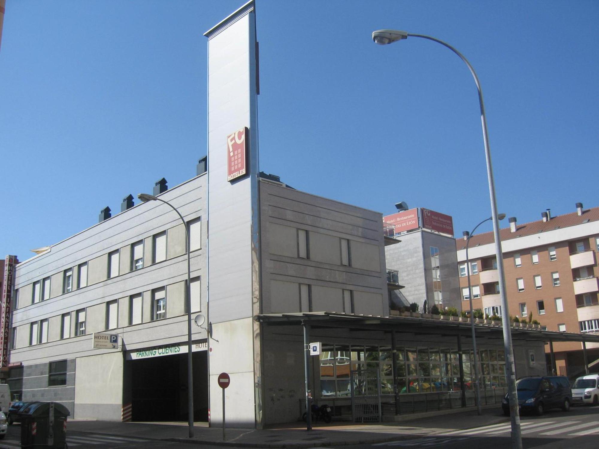 Hotel Fc Infantas De Leon