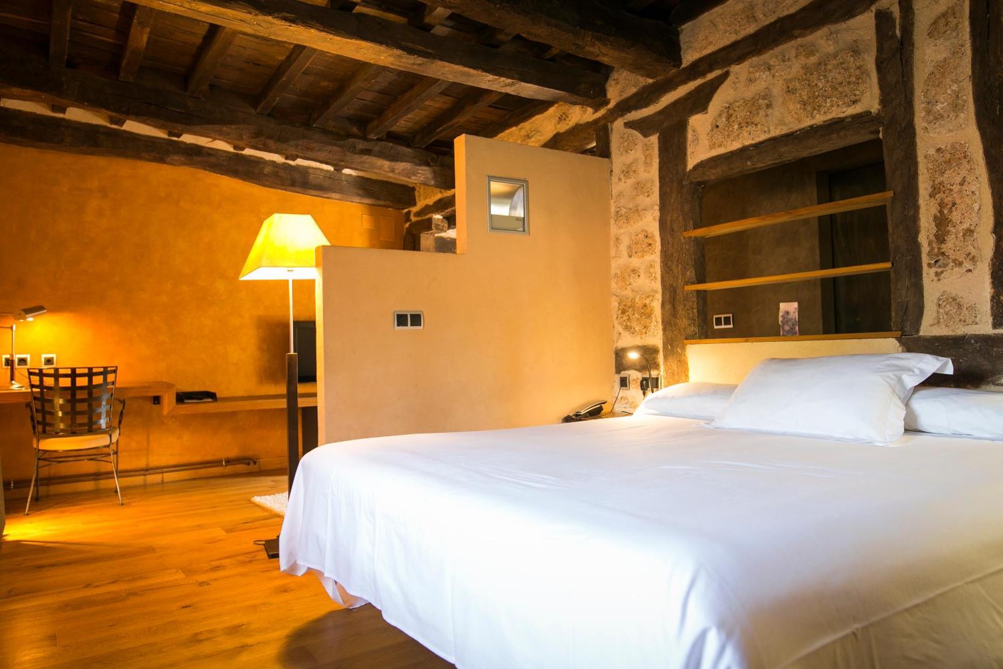 Hotel El Convento De Mave 3*