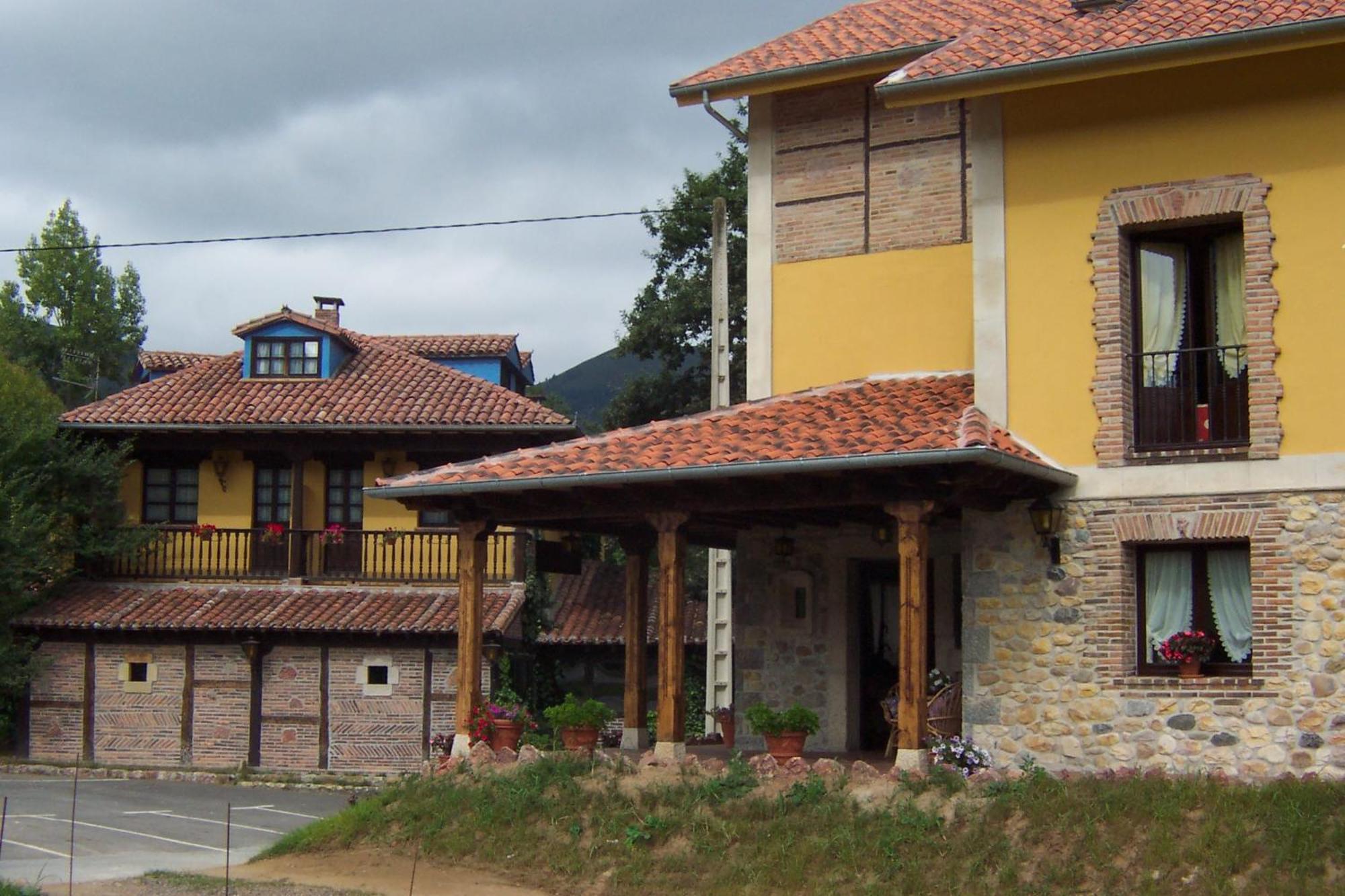 Conjunto Hotelero La Pasera Soto De Cangas