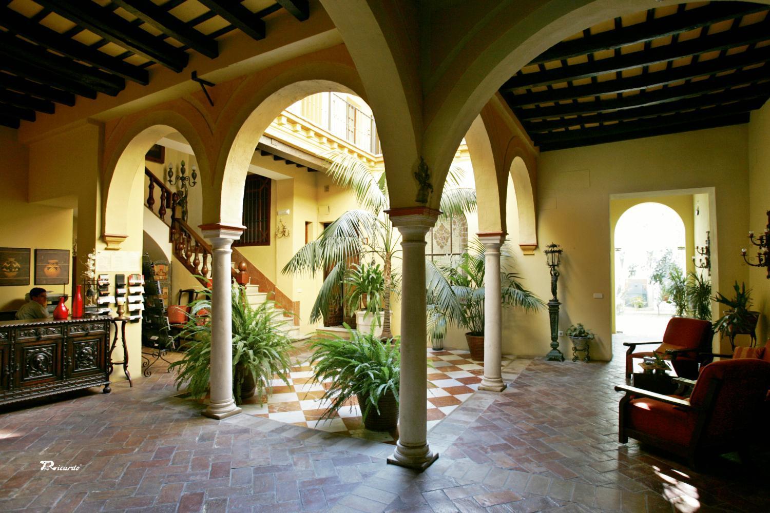 Hotel De Palacio 3*