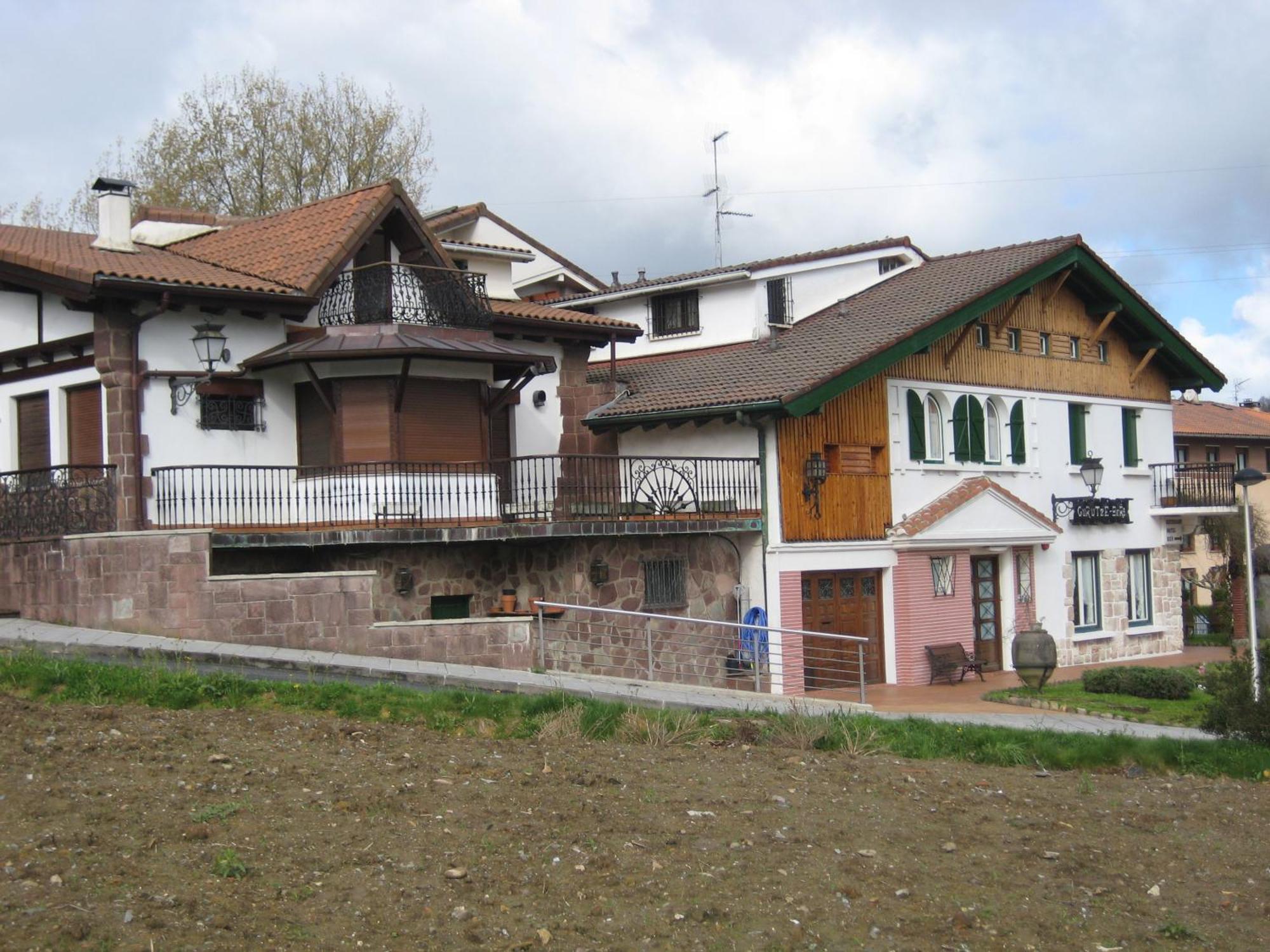 Hotel Gurutzeberri *