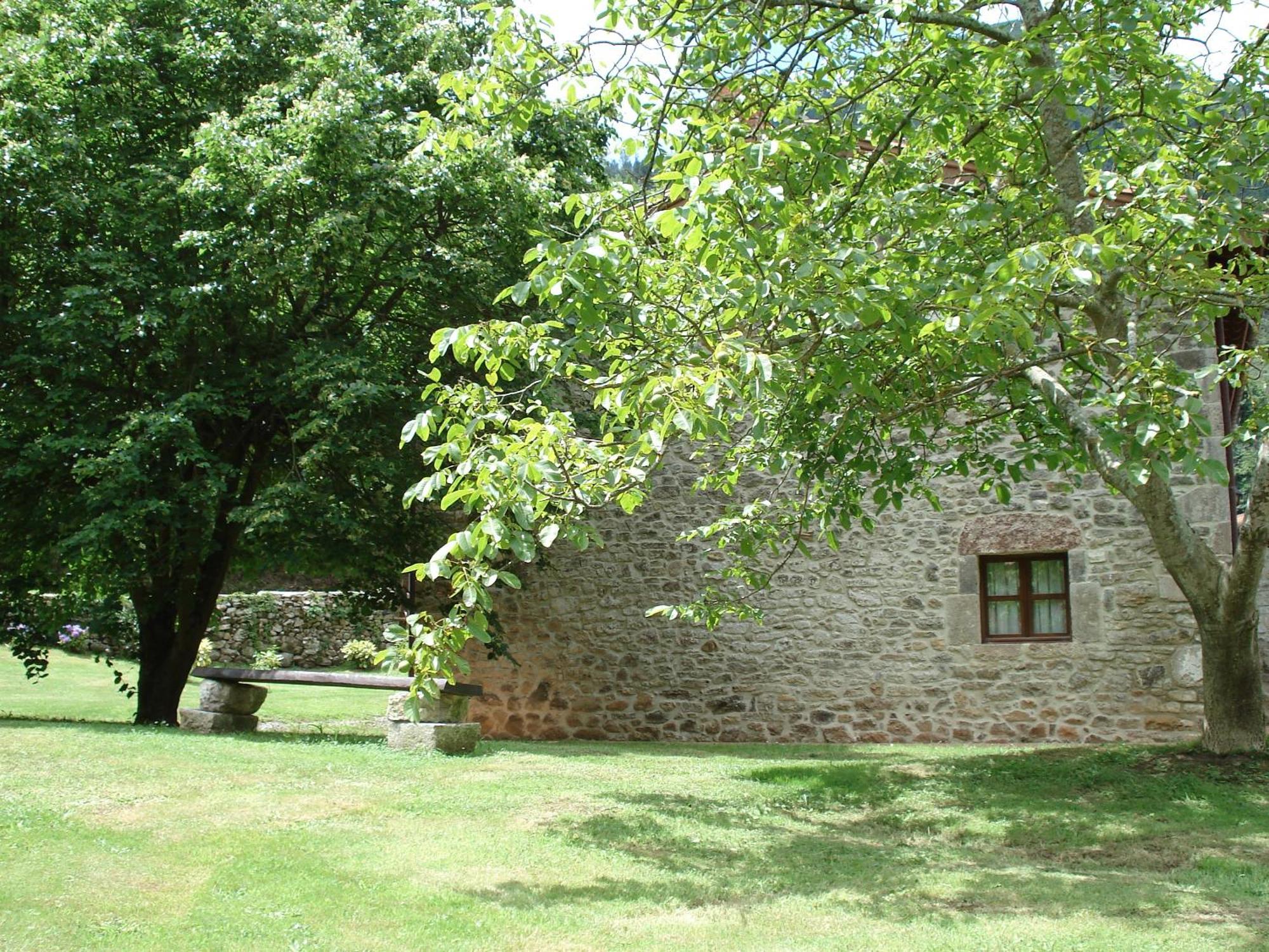 Bajo Tilos Ribadesella