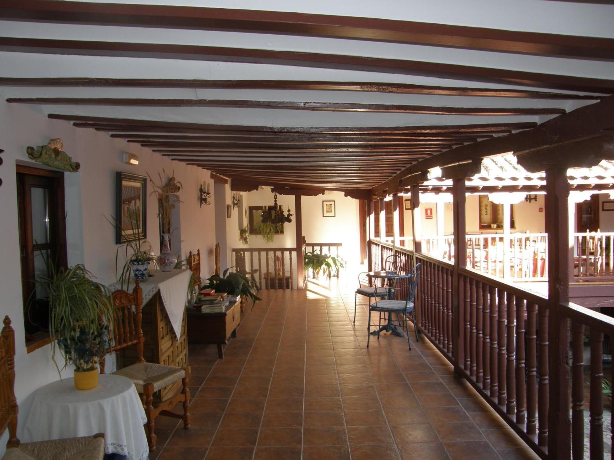 Hotel Caballeros 3*