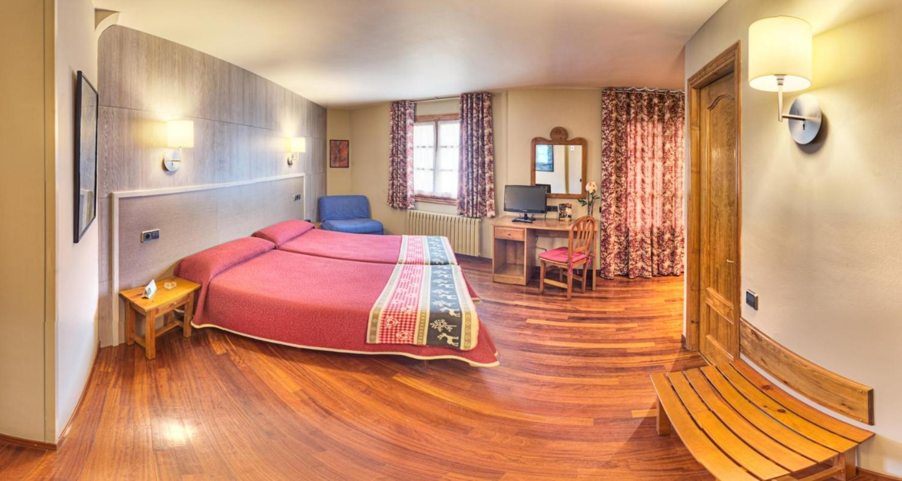 Hotel Aragueells 2*