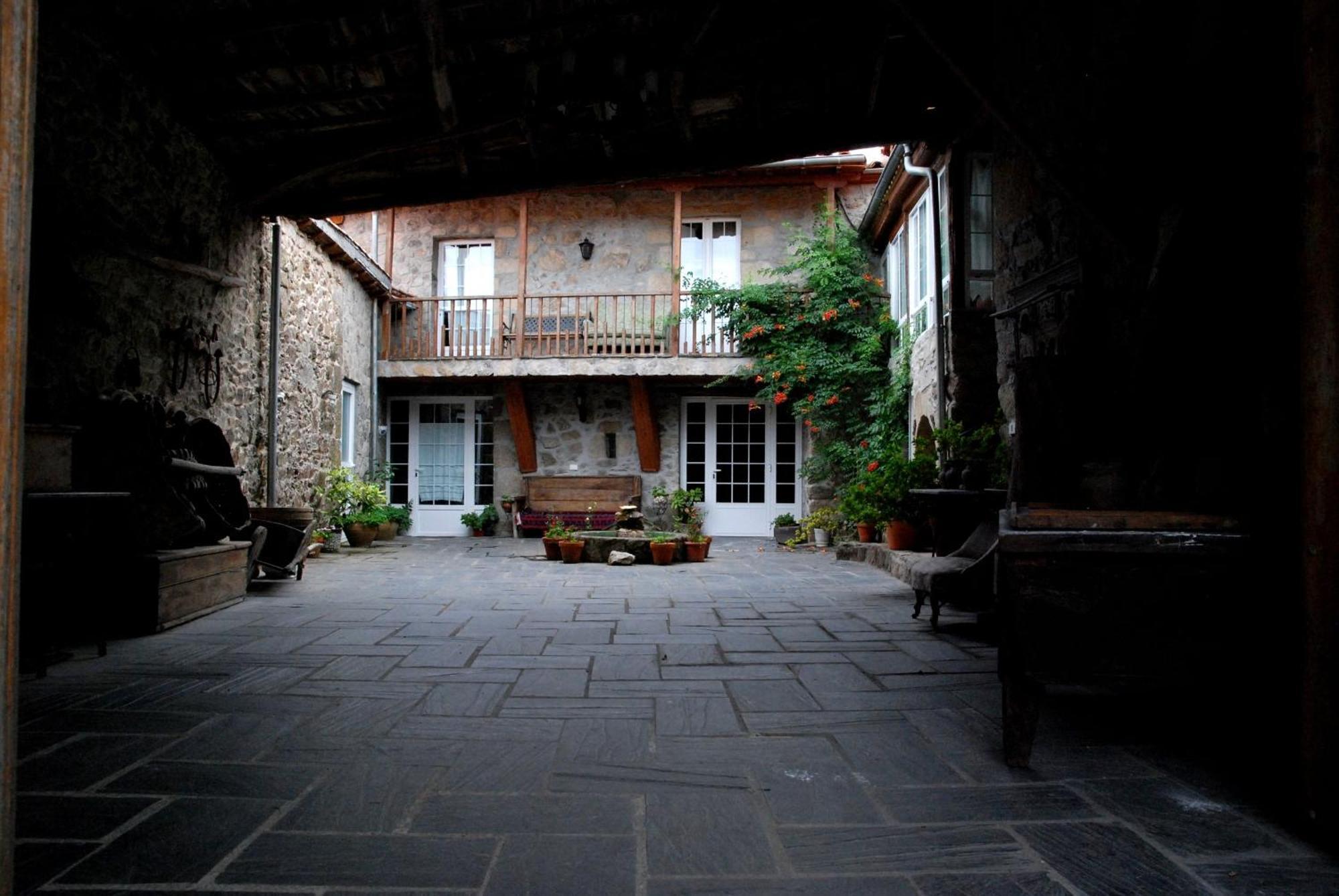 Country house Casa Dos Muros Y Actividades En La Ribeira Sacra *