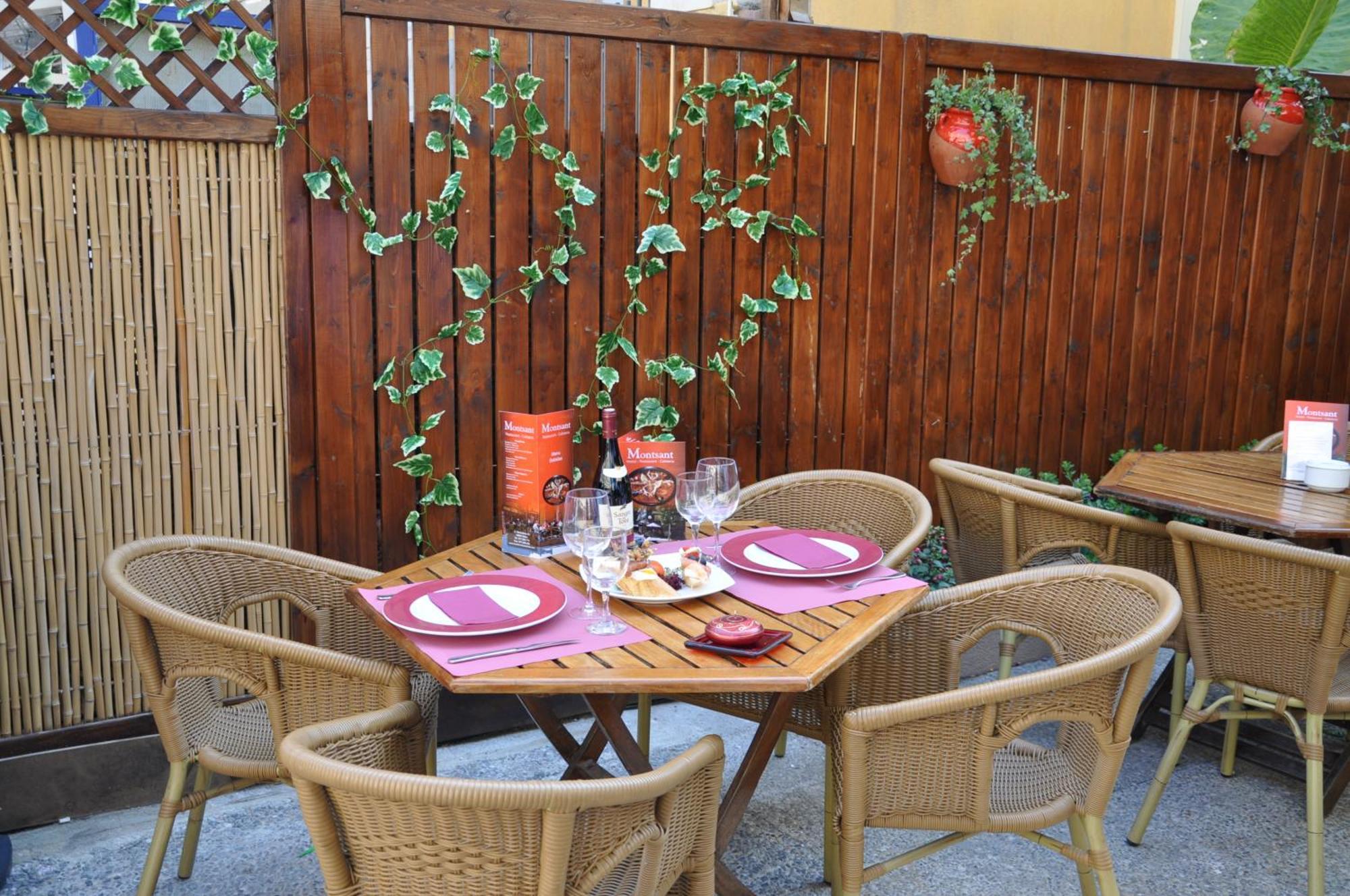 Guest house Montsant 2*