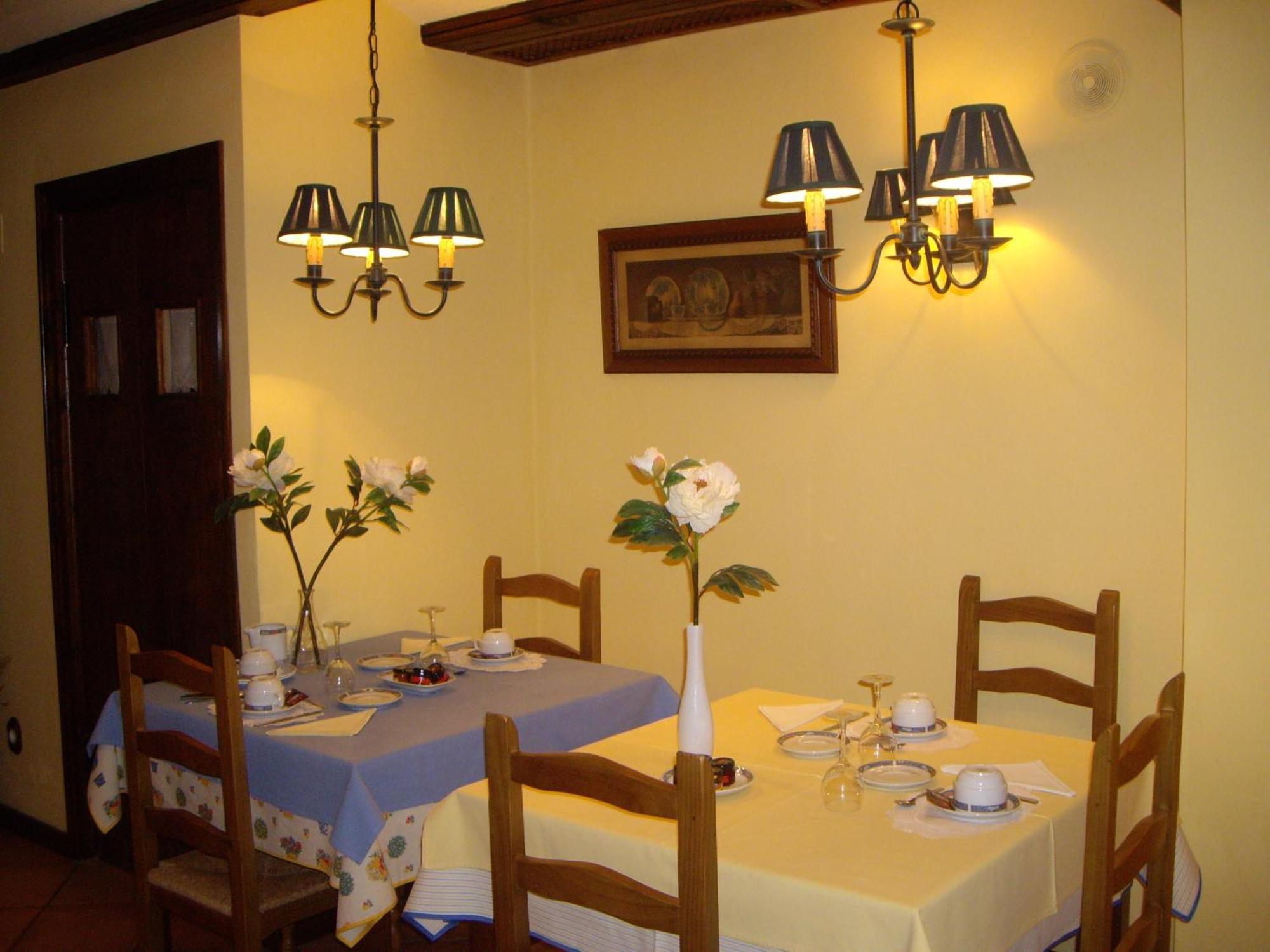 Hotel La Casa Del Abuelo