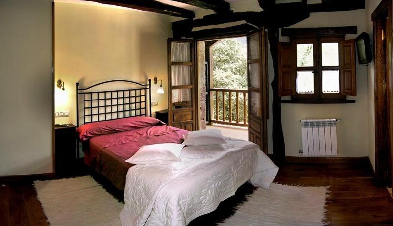 Country house La Casa De Arcas