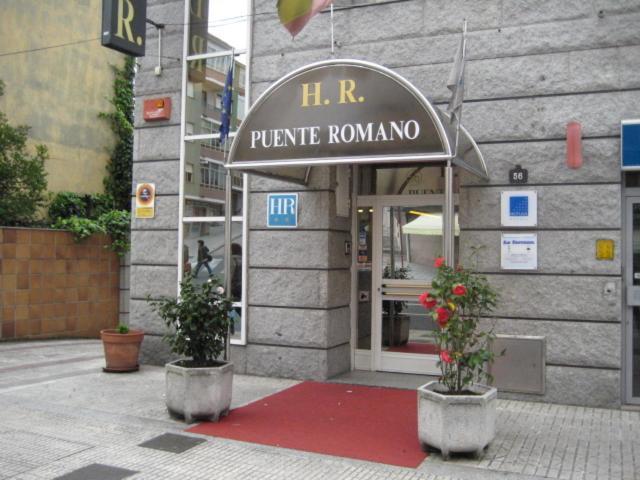 Hotel Puente 2*
