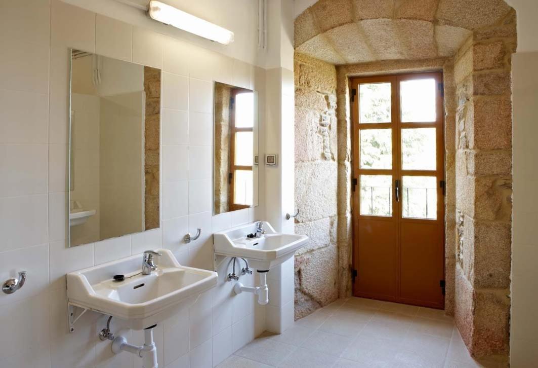 Hostel Monasterio De La Magdalena