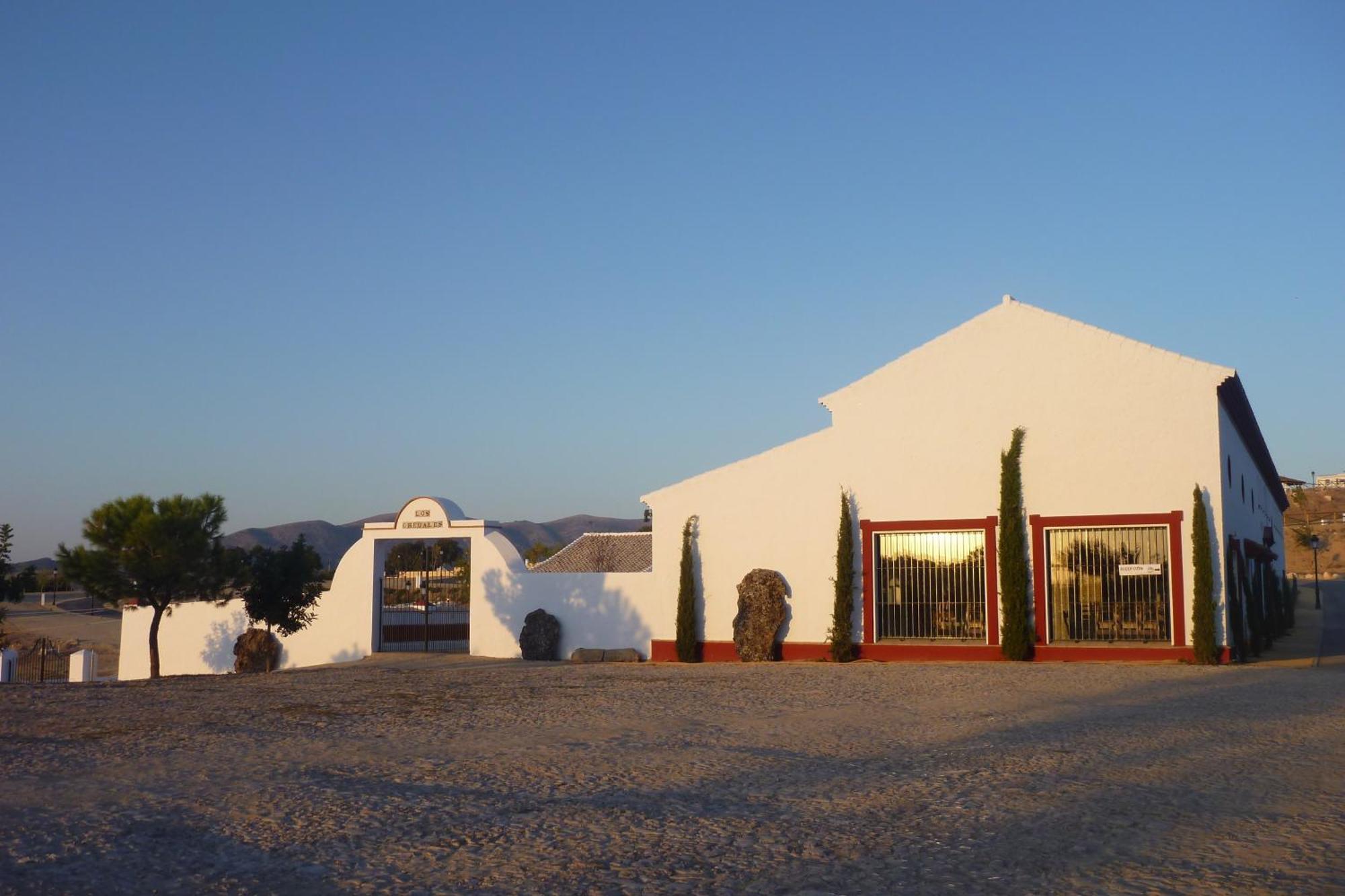 Camping Complejo Pueblo Blanco
