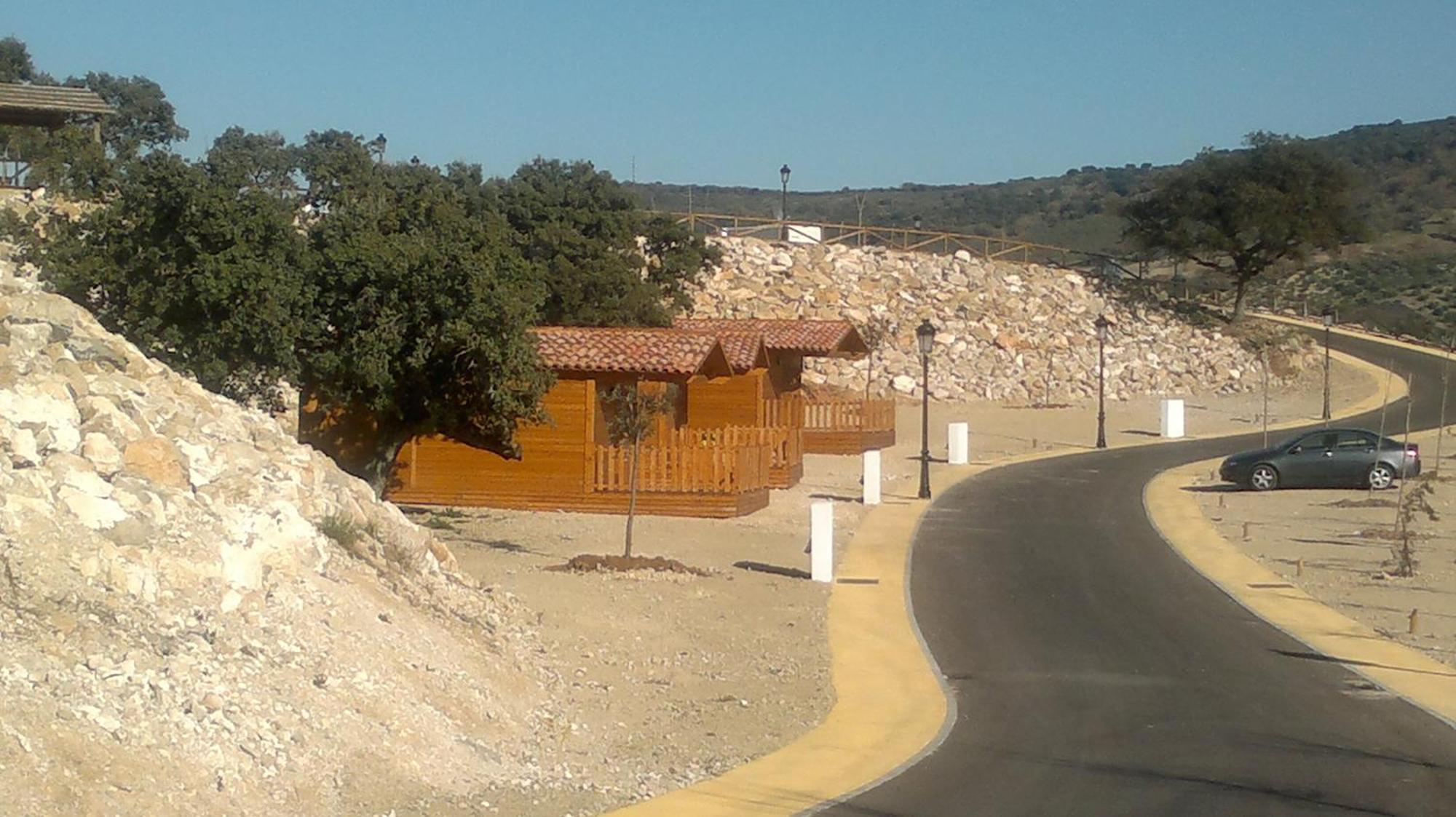 Camping Complejo Pueblo Blanco 4*