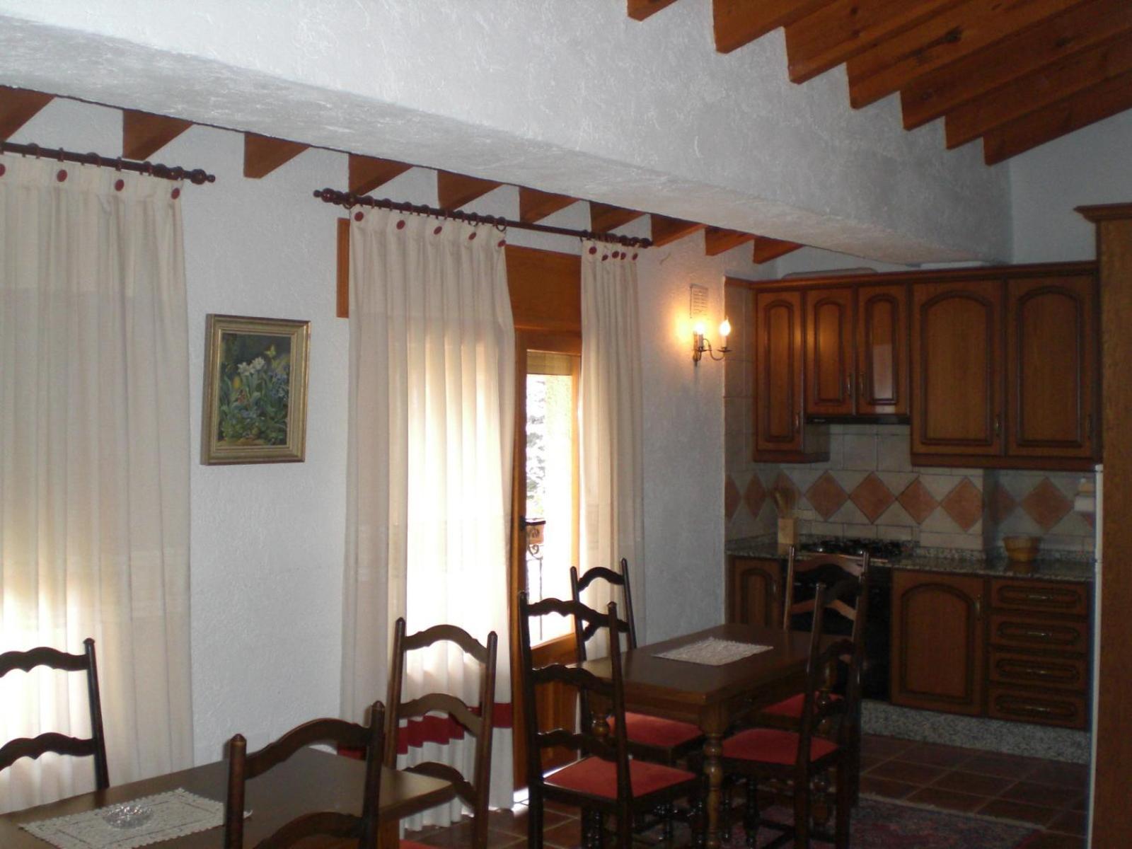 Apartamento At Restaurante El Palacil *