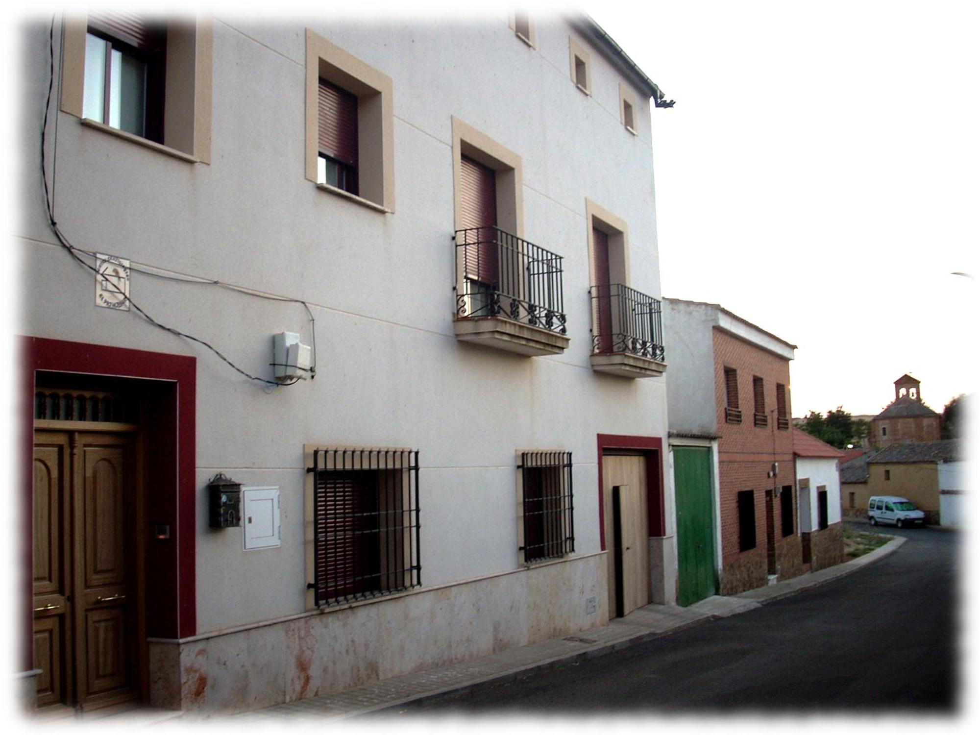Pensión Centro Ornitológico El Primillar *