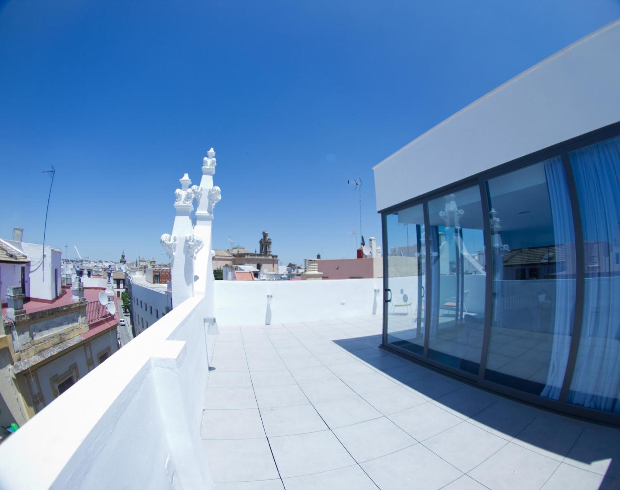 Apartment Life Alberto Lista