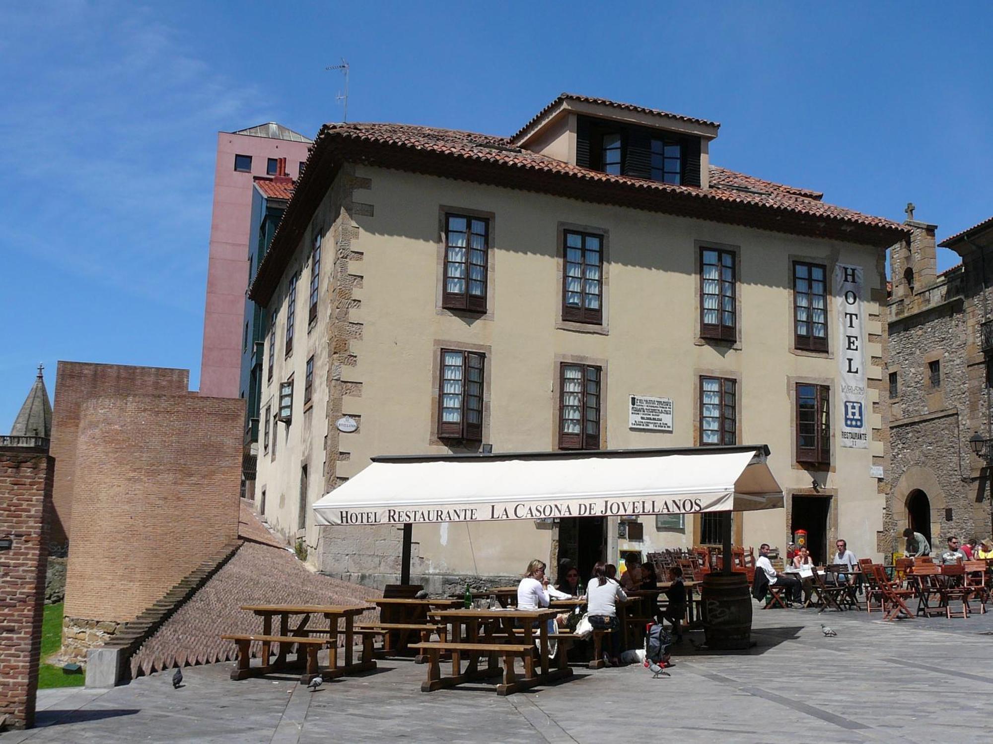 Hotel La Casona De Jovellanos