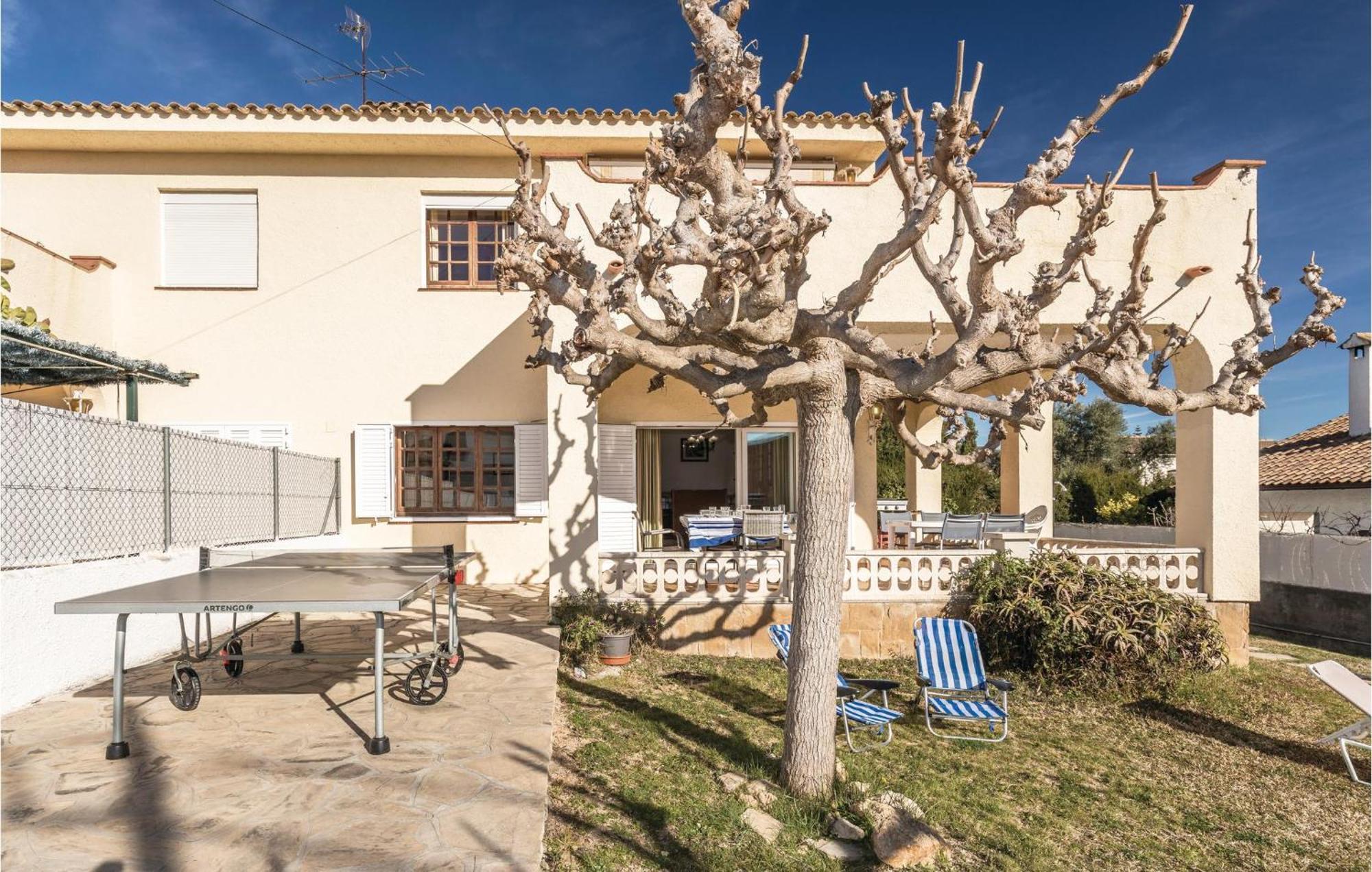 Holiday home Roc De San Gaieta