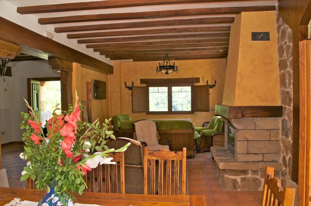 Pensión Casa Aingeru 3*