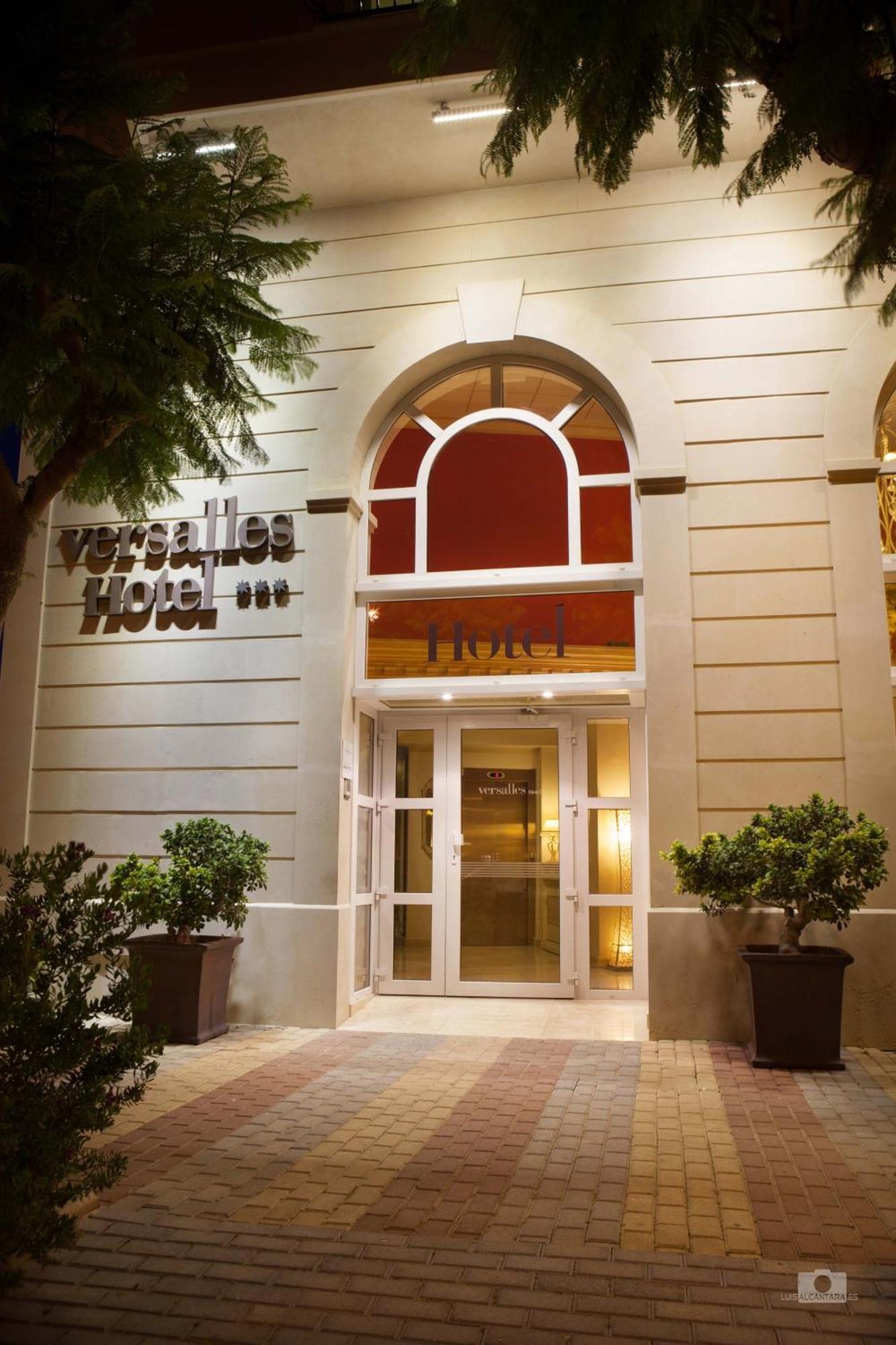 Hotel Versalles 3*