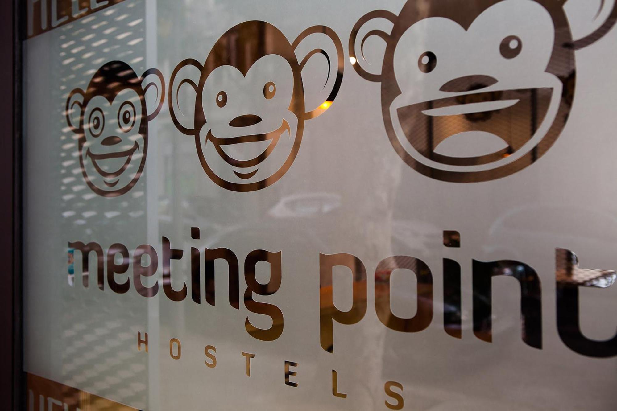 Hostel Meeting Point