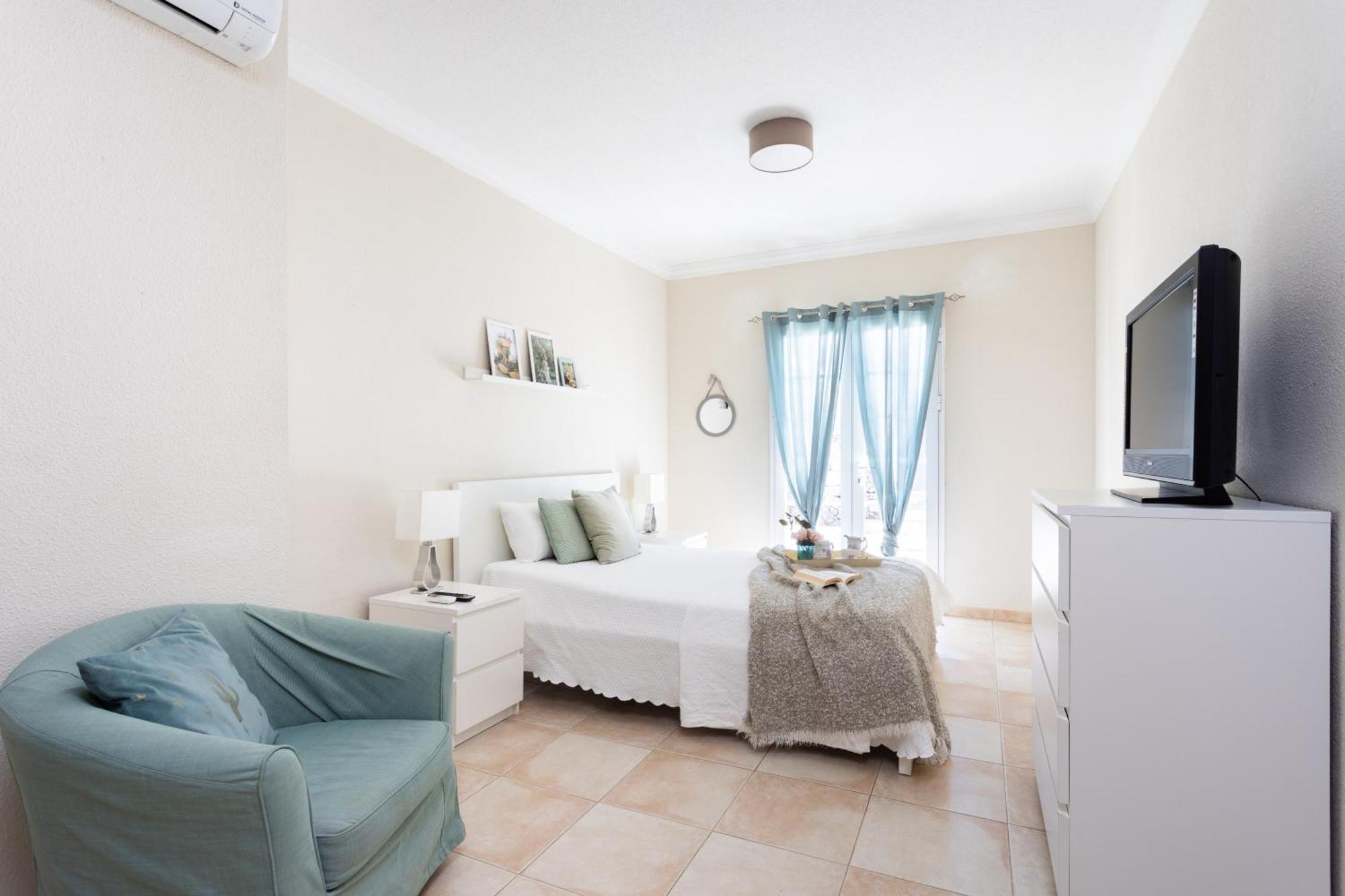 Holiday home Chloe Tenerifesummervillas Giant Private Pool 11 Meters Long Costa Adeje (Tenerife)