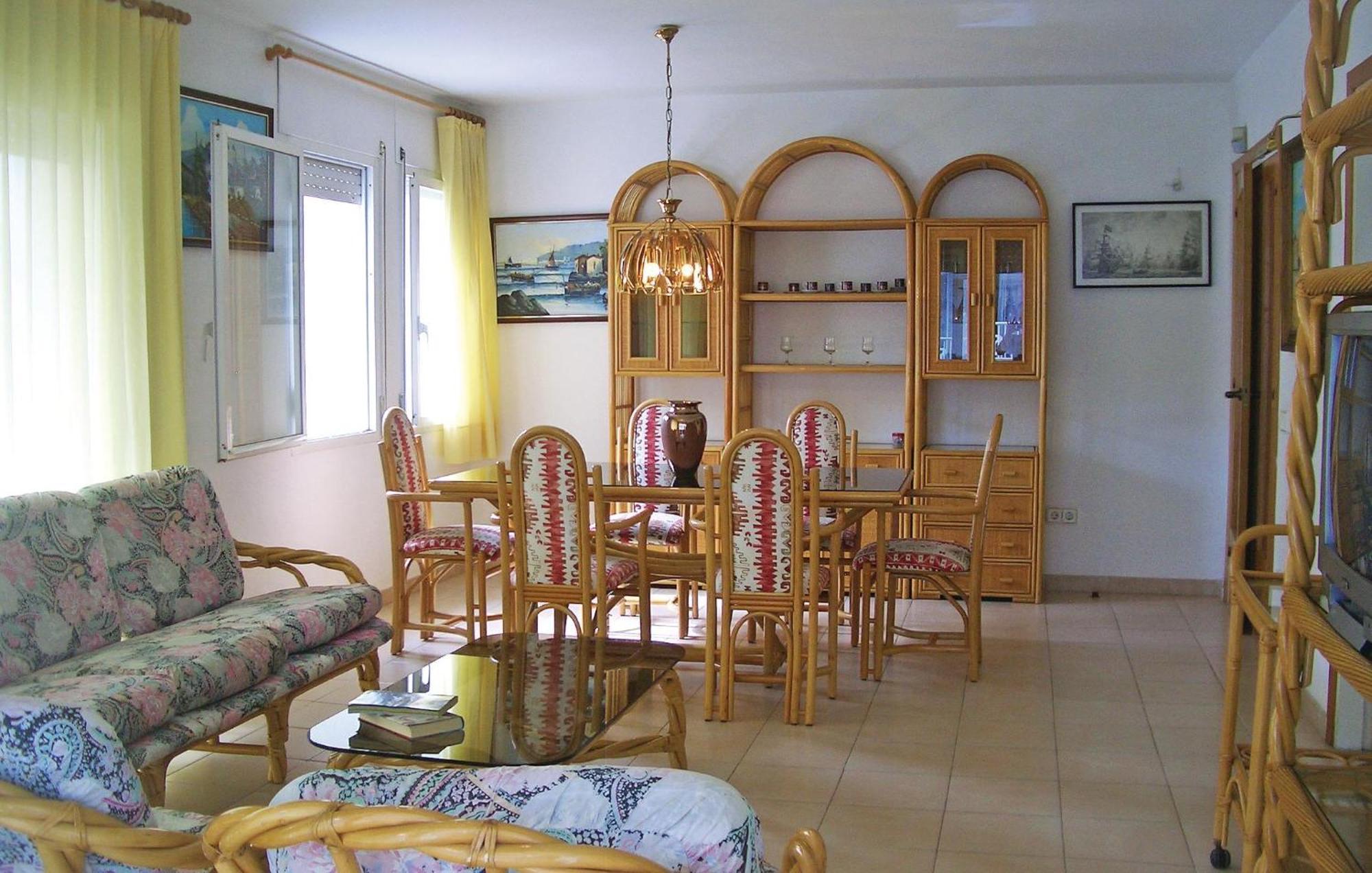 Apartment Cozy In With Kitchen Tossa de Mar