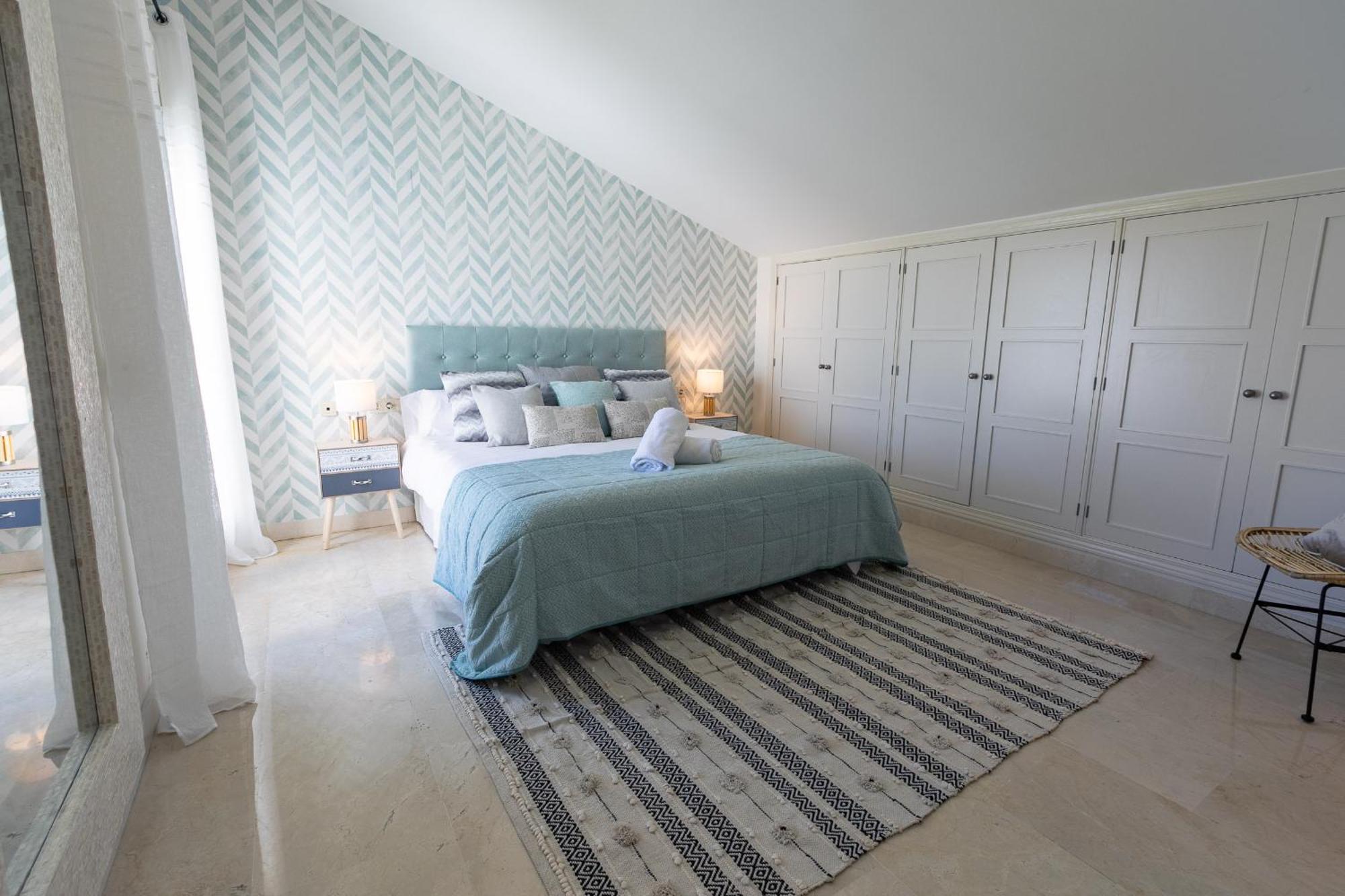 Apartamento Las Cañas Beachfront Haven Marbella