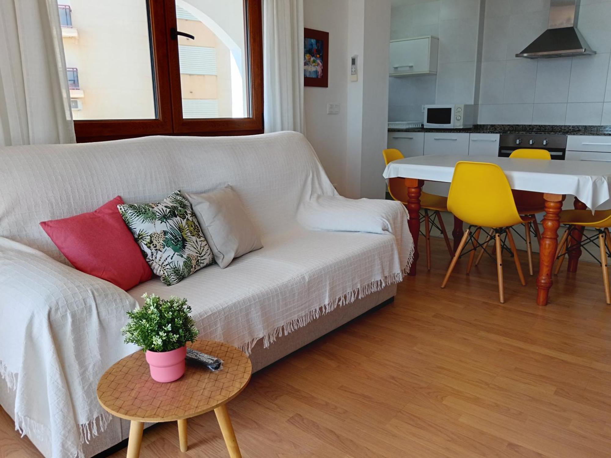 Apartamento En Primera Línea De Playa, Ada Benedicto Xiii,