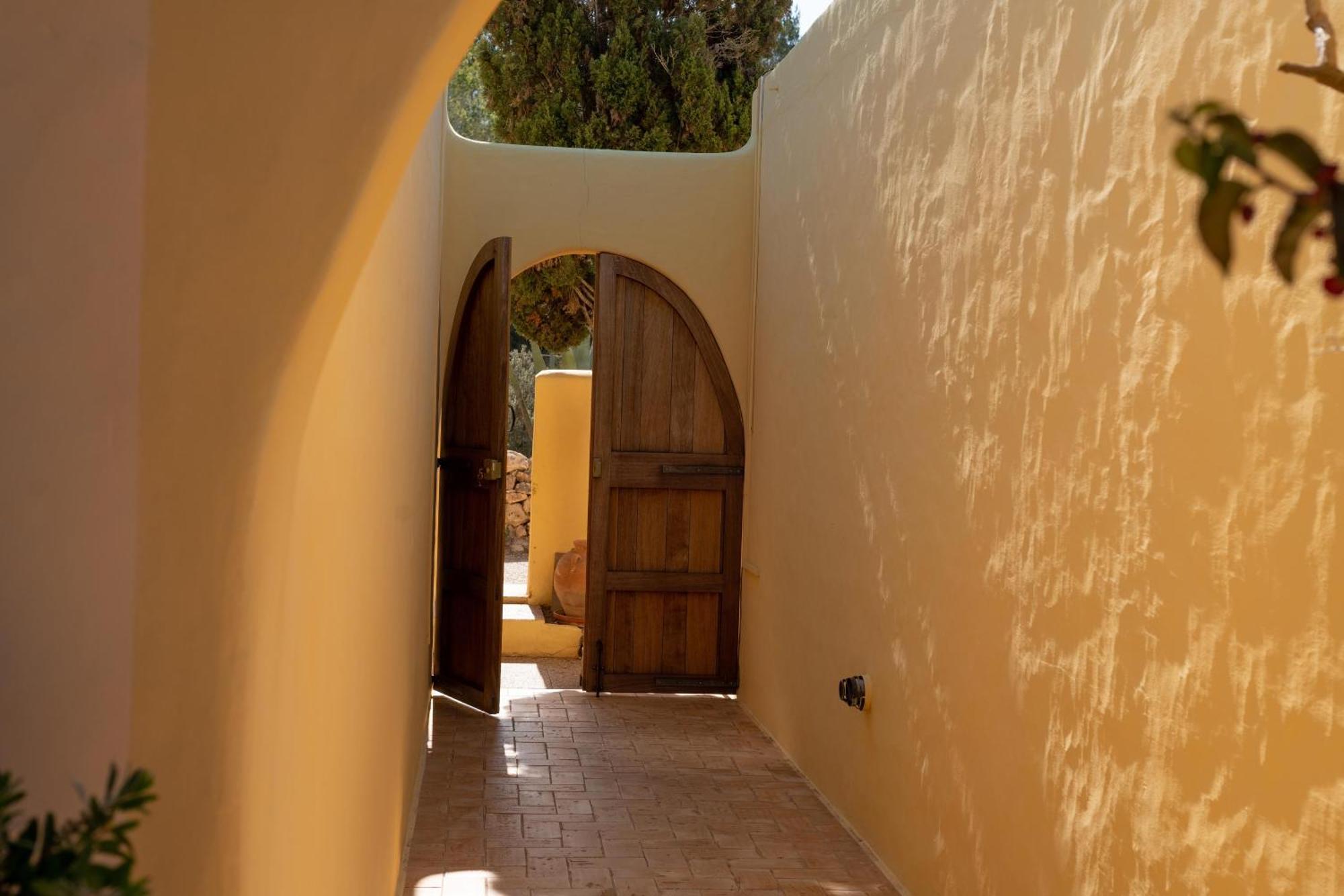 Casa Amarilla Playa de Migjorn