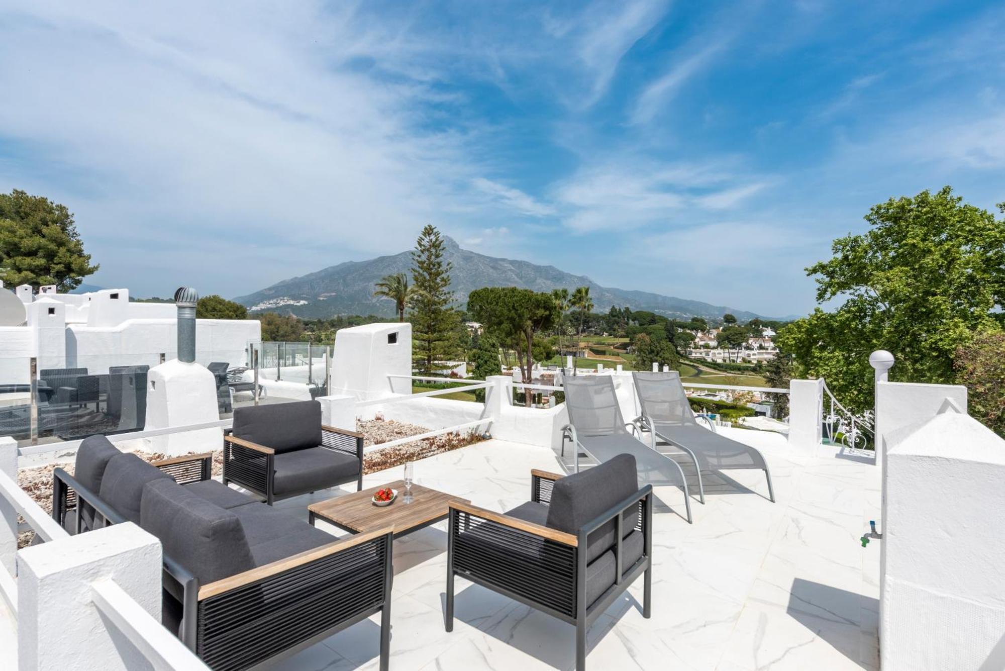Azahara 2, Contemporary Scandinavian Style Open Plan With 2 Terraces