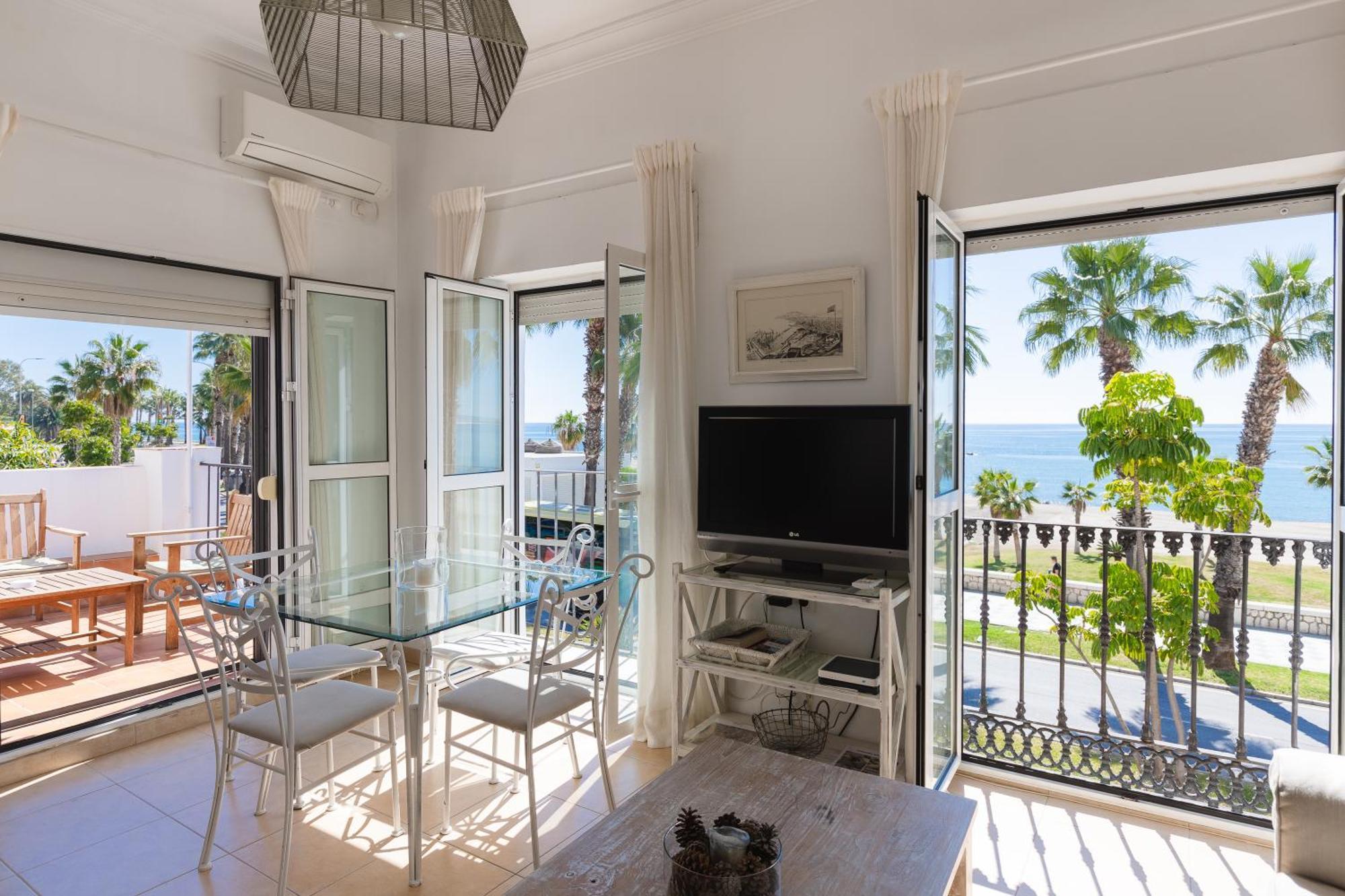 Apartamento Con Encanto En Primera Linea De Playa *