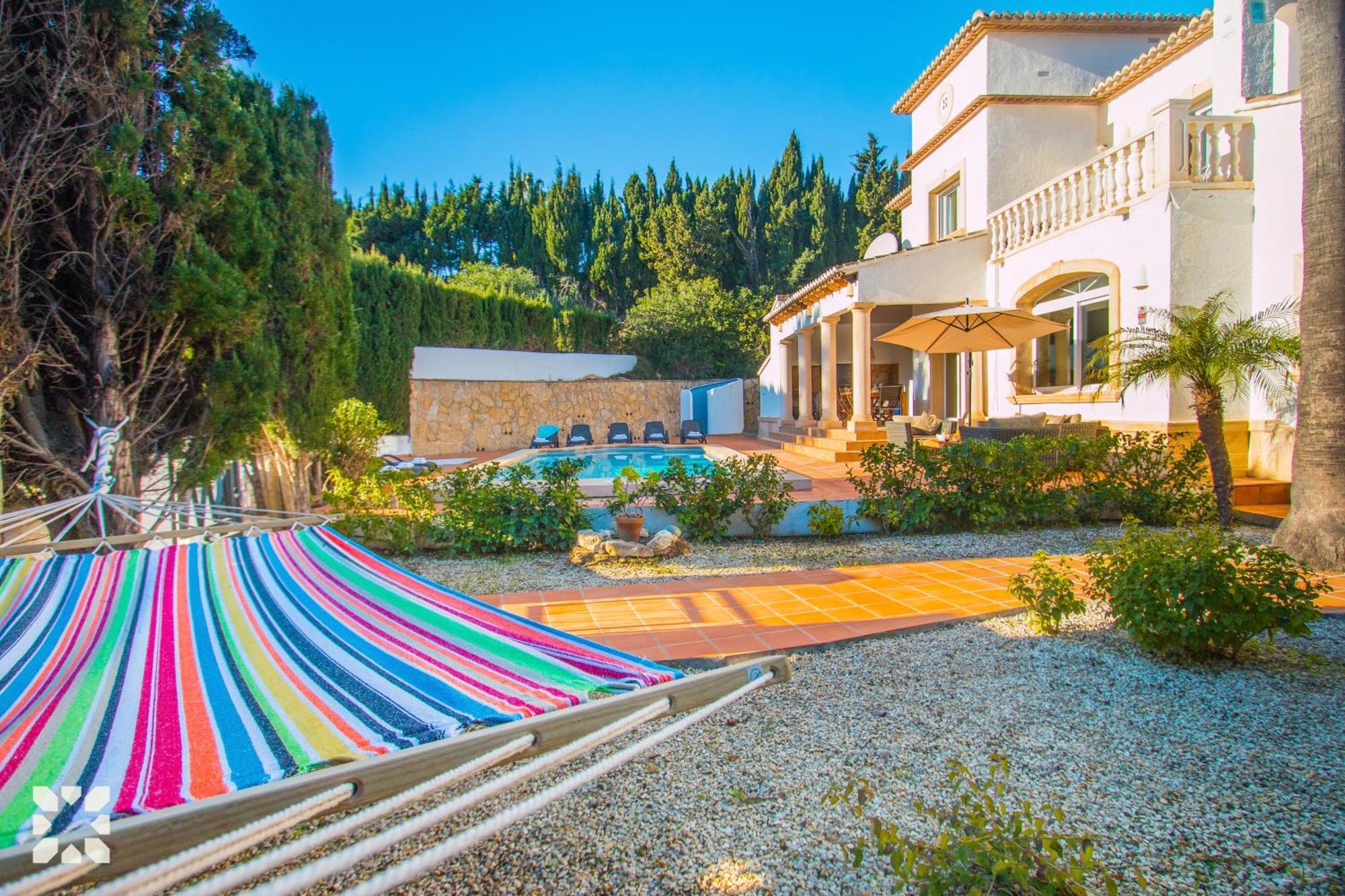 Nasau By Abahana Moraira