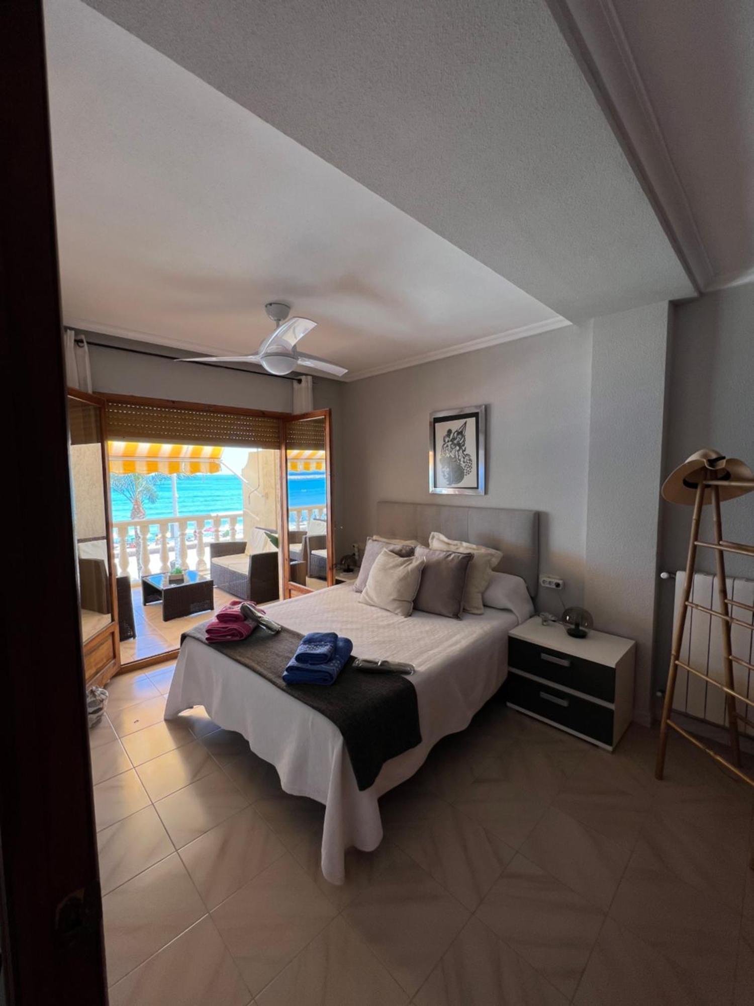 Apartamento Frente Al Mar En