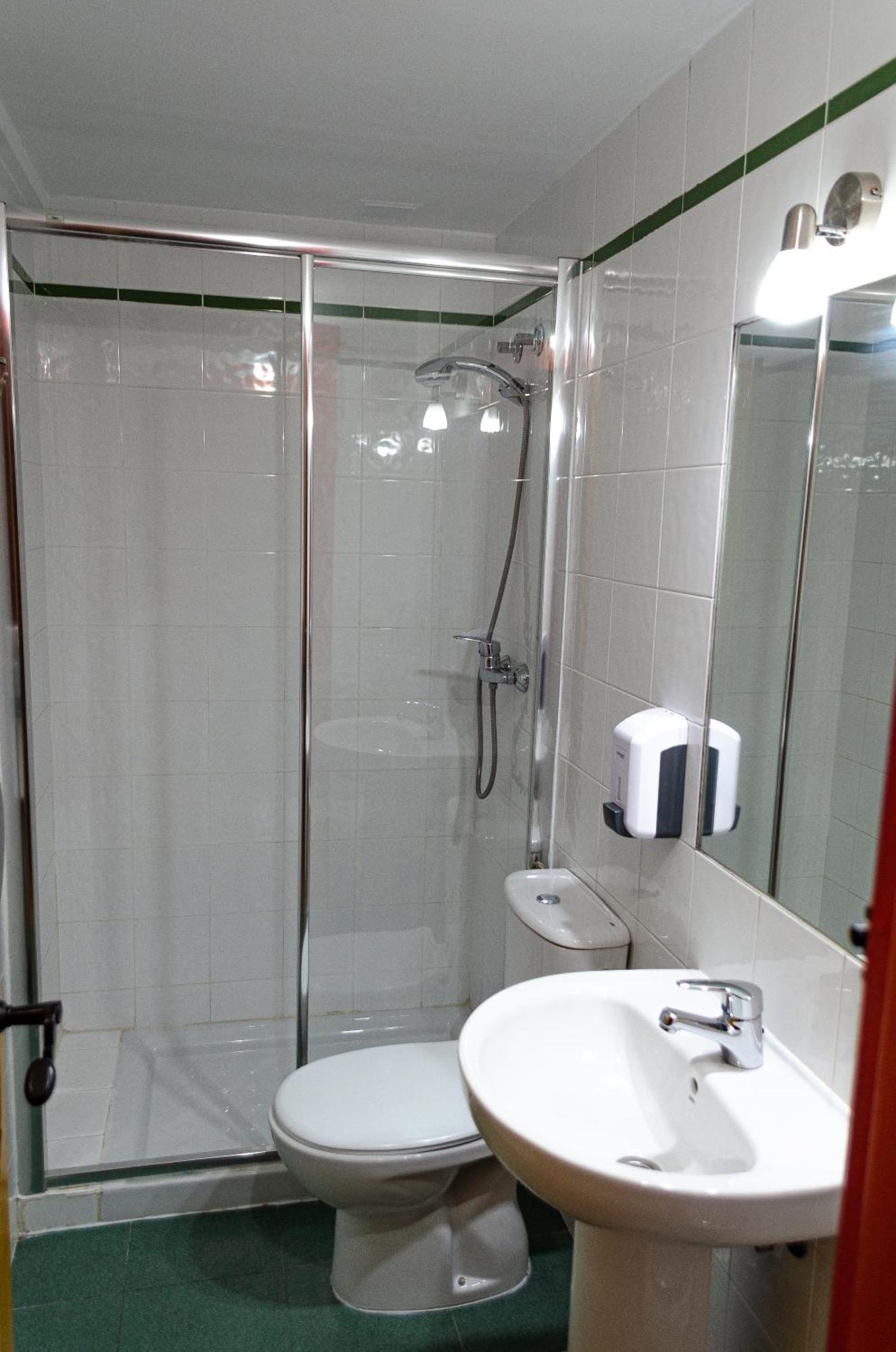 Hostal El Pajar De Agés - Exclusivo Peregrinos *